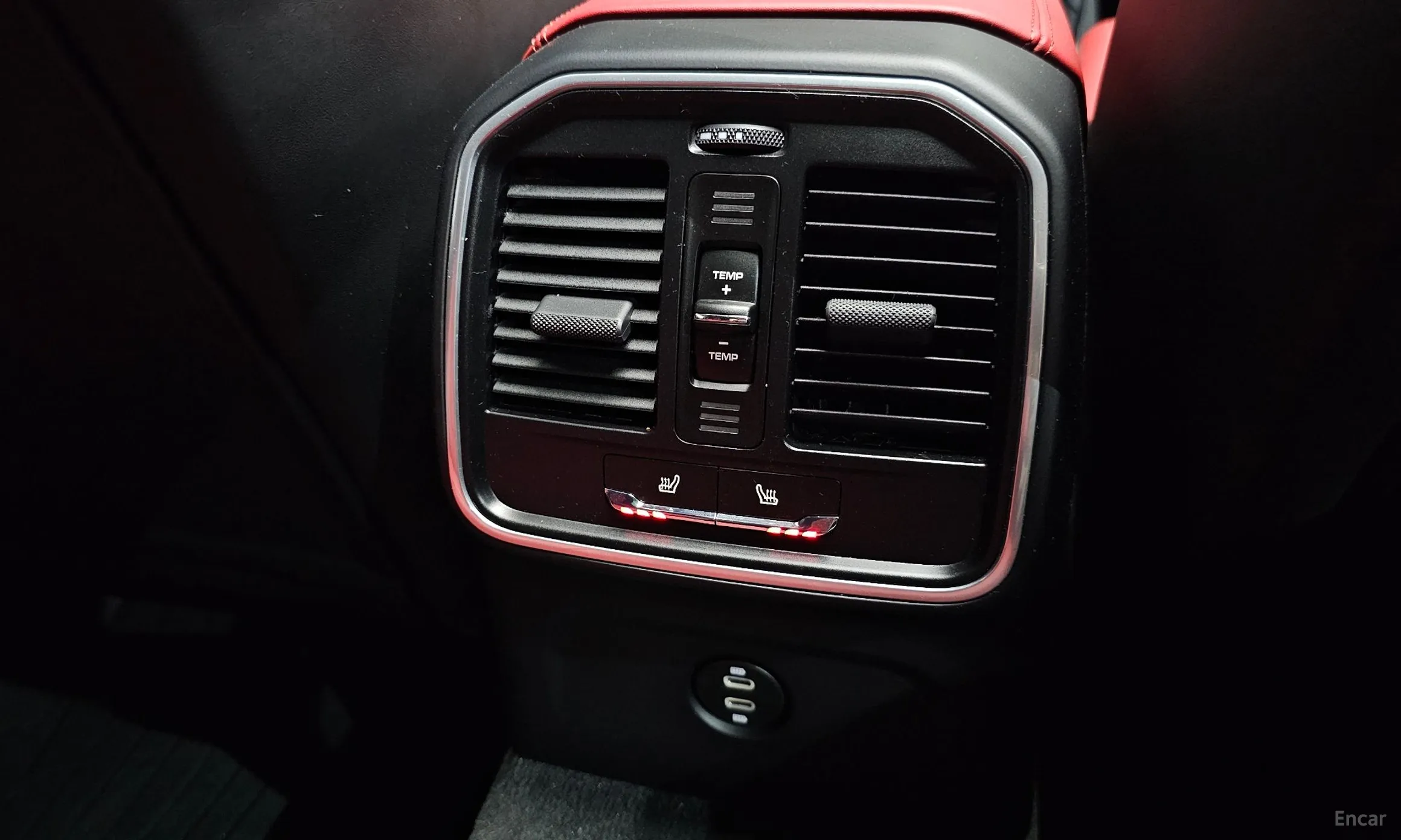 Porsche Macan превью 19
