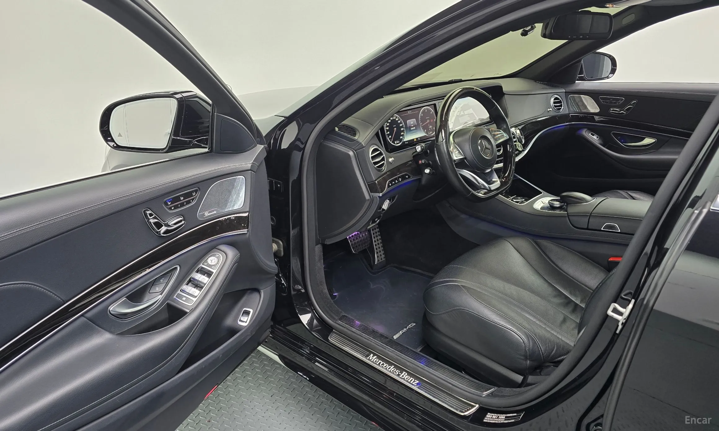 Mercedes Benz S-Class W222 превью 10