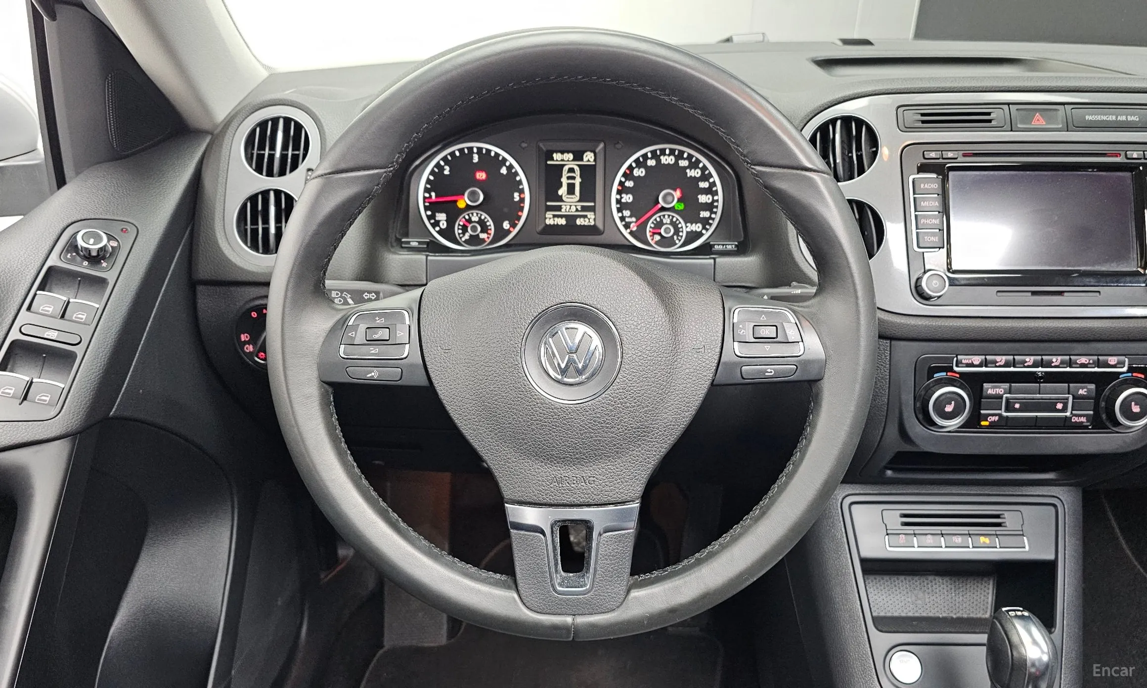 Volkswagen New Tiguan превью 13
