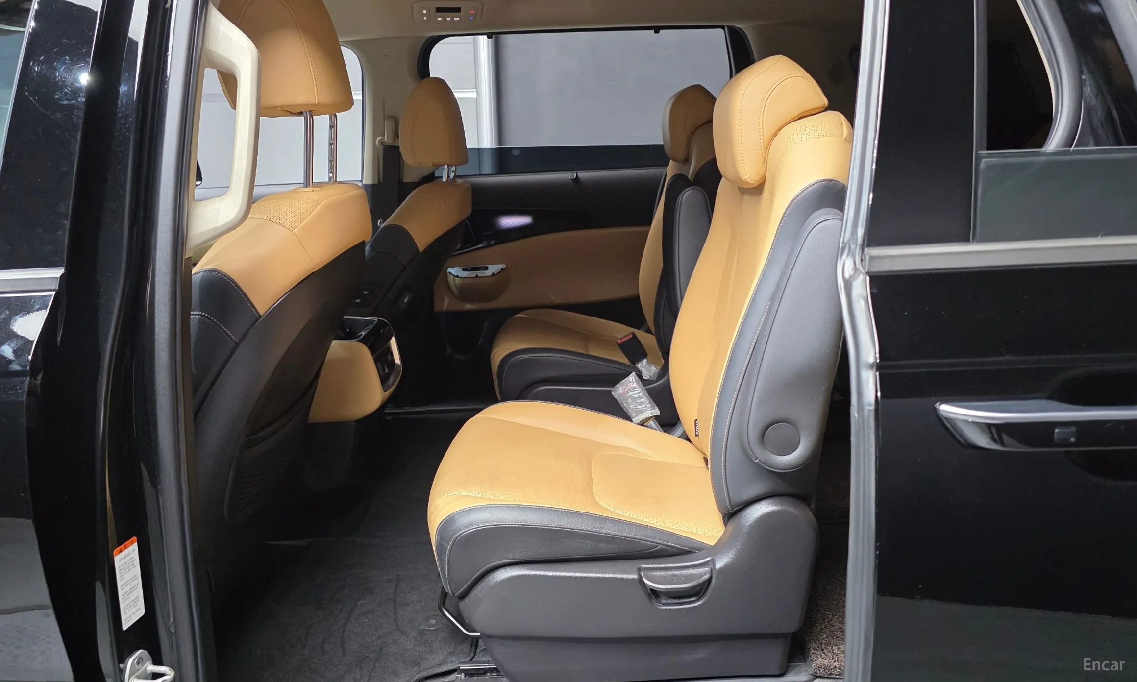 Kia Carnival Gen 4 превью 12
