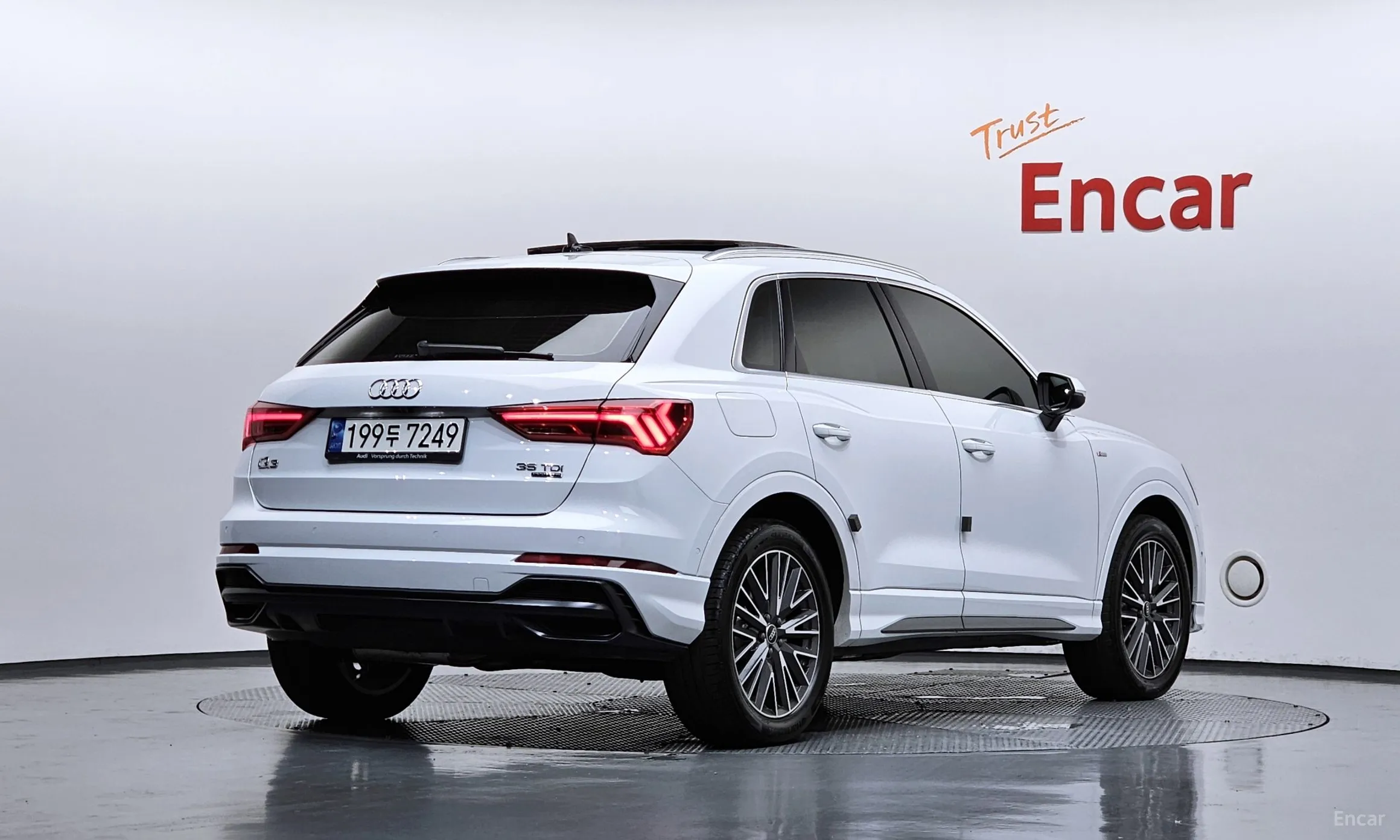 Audi Q3 (F3) превью 2