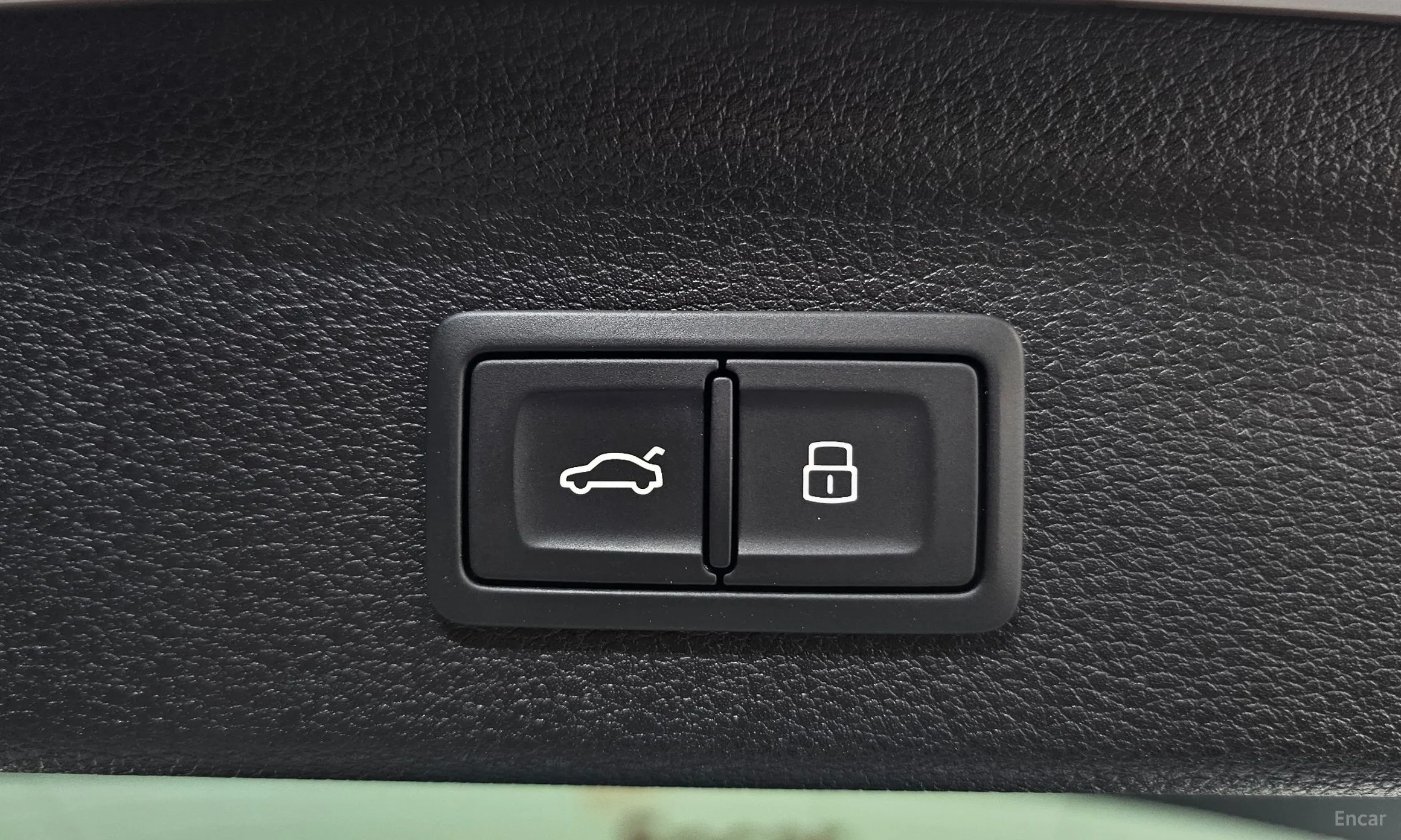 Audi Q3 (F3) превью 16