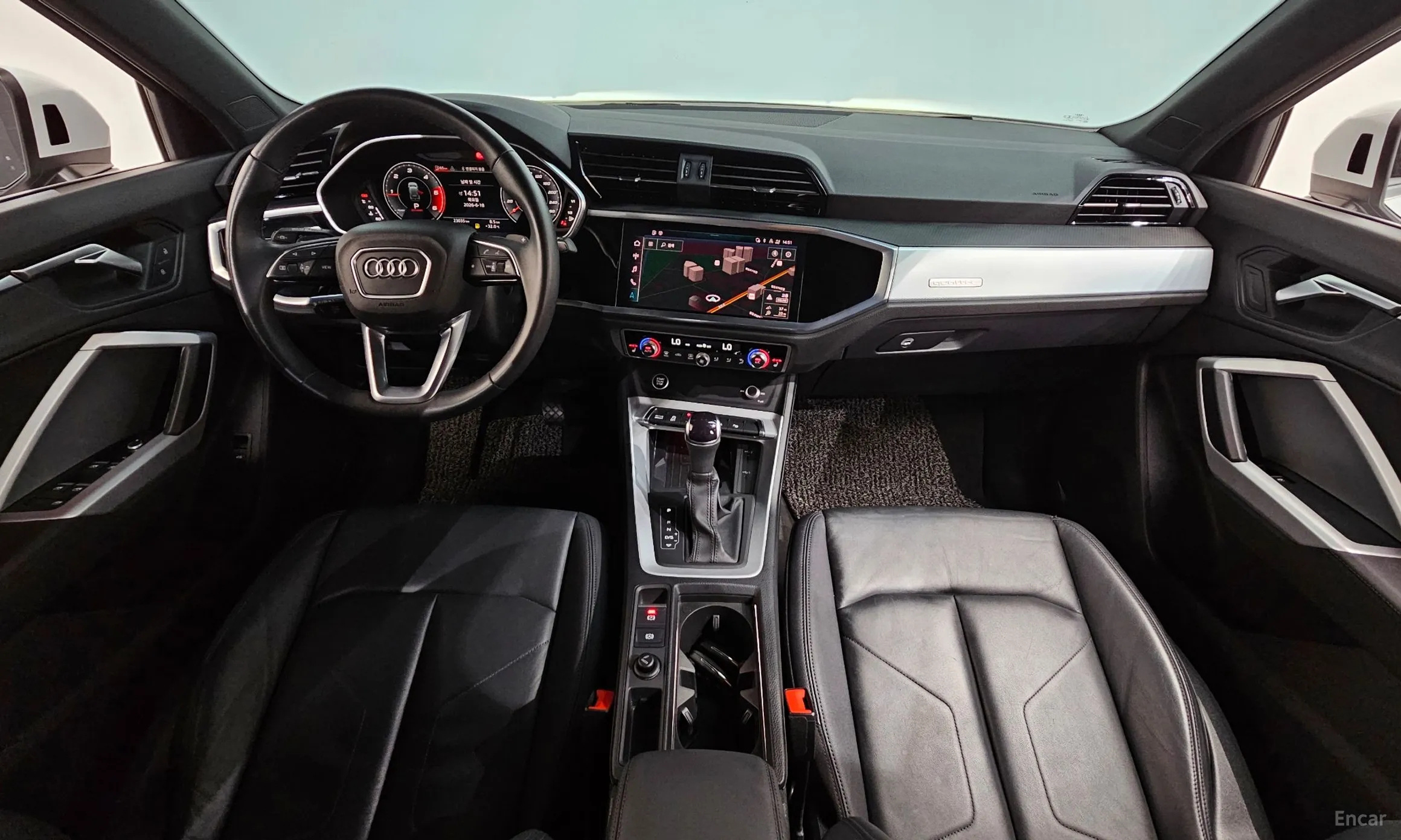 Audi Q3 (F3) превью 7