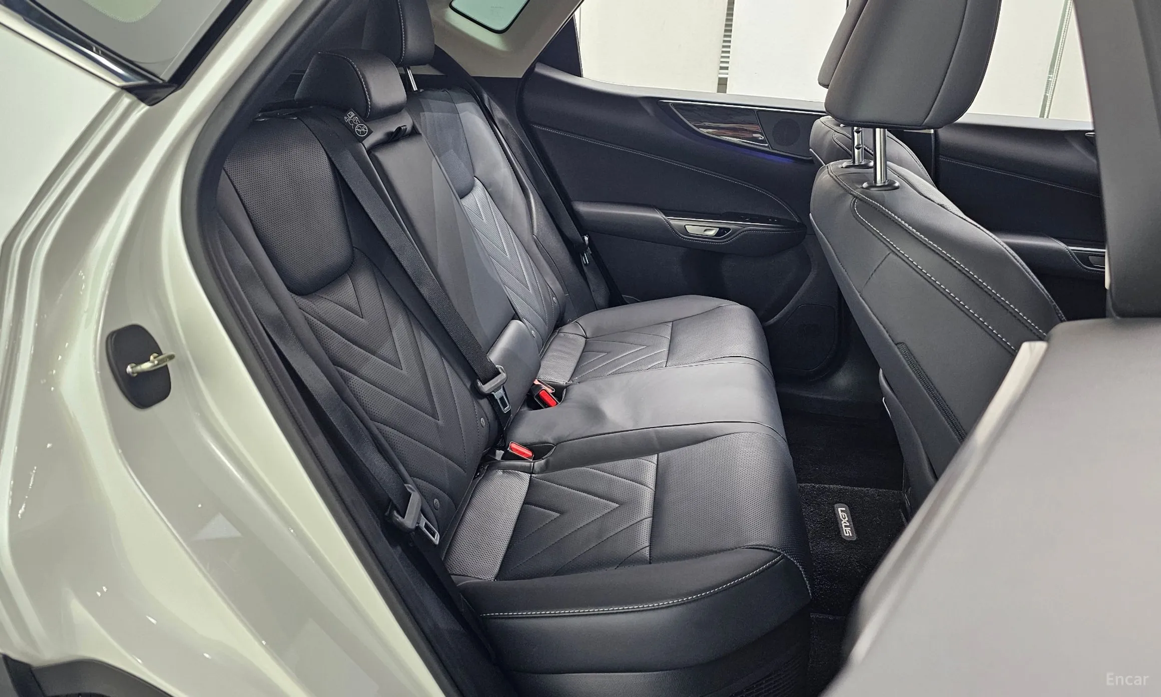 Lexus NX350h Gen 2 превью 11