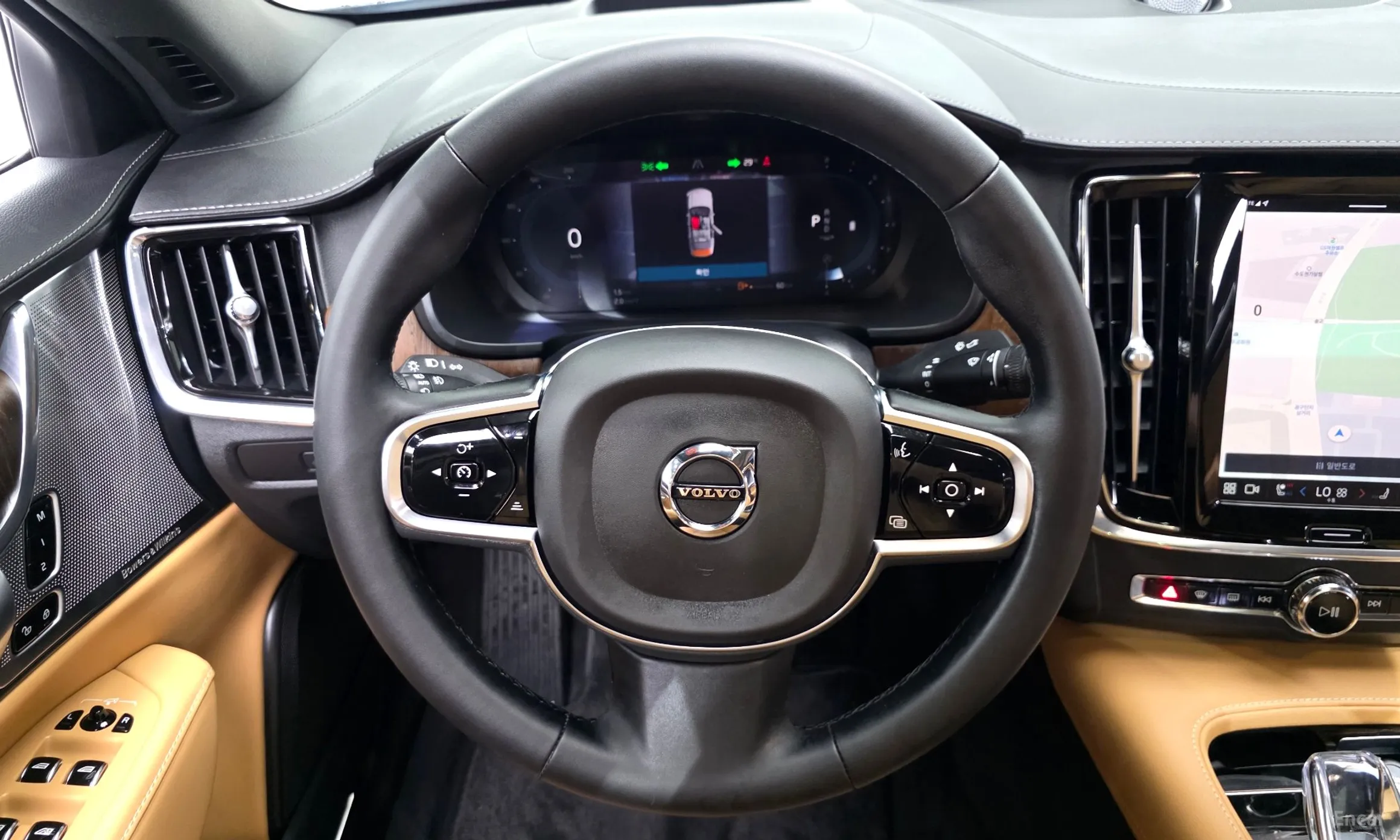 Volvo S90 превью 14