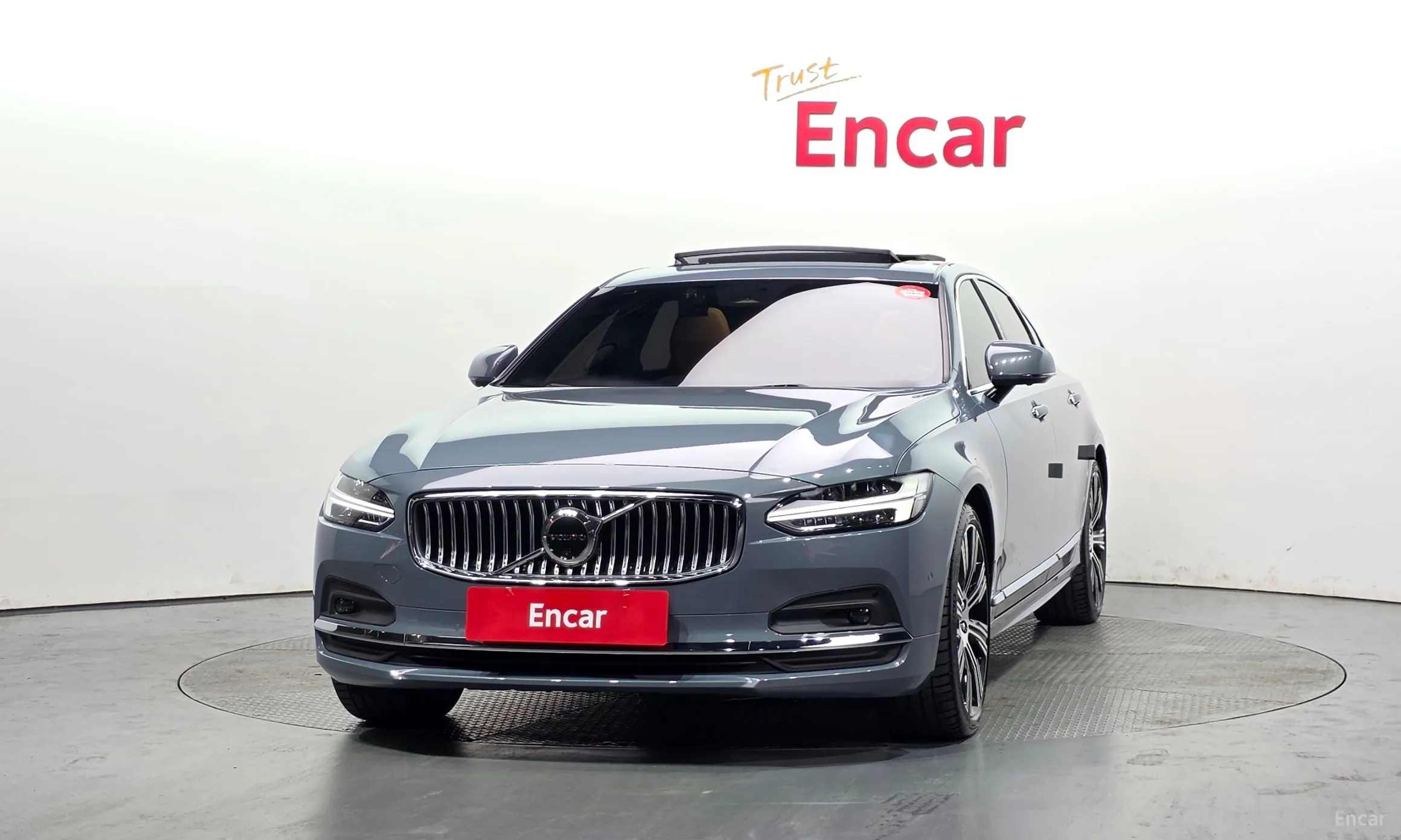 Volvo S90 превью 3