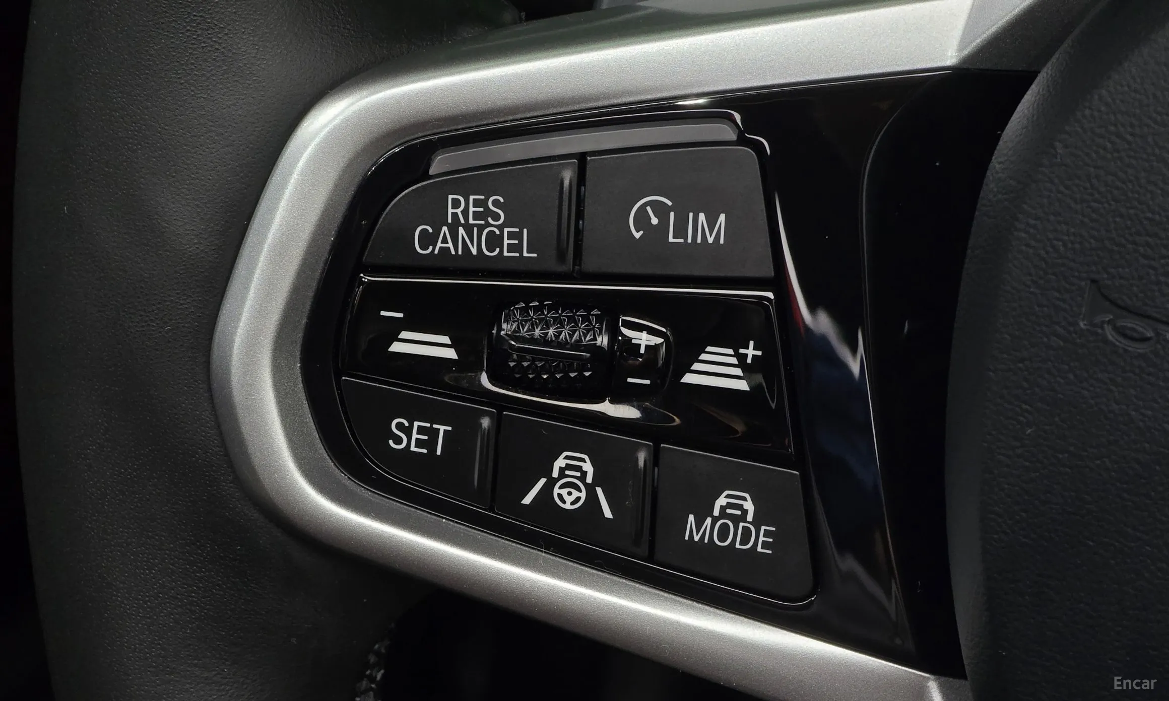 BMW Series 4 (G22) превью 18