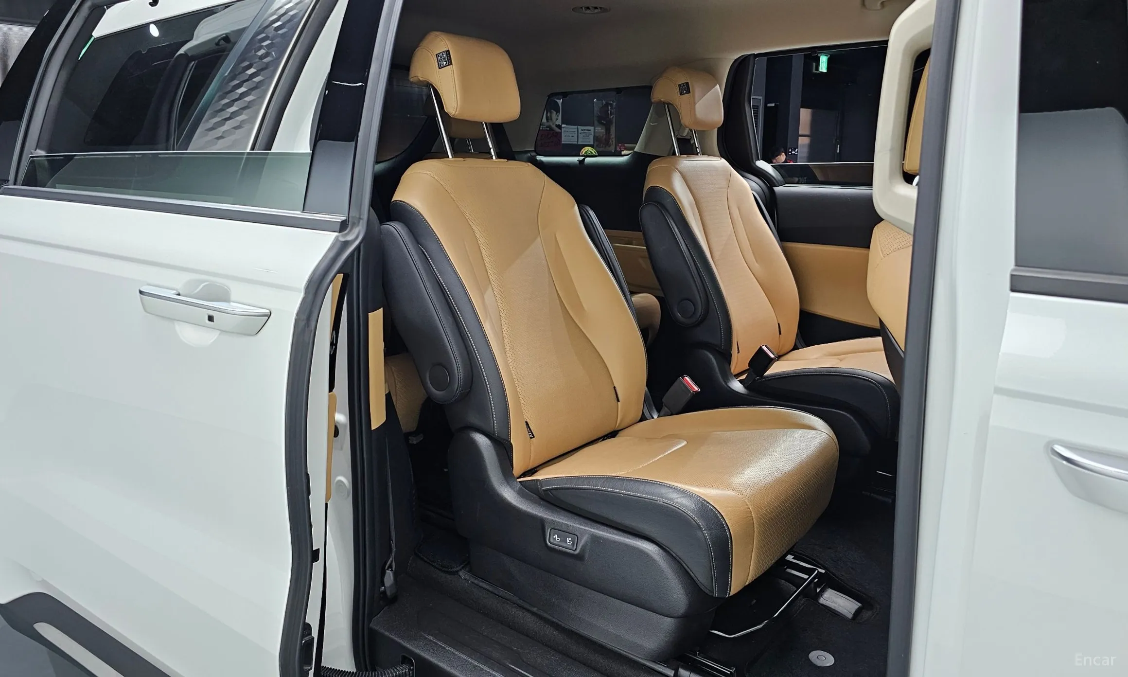 Kia Carnival Gen 4 превью 11