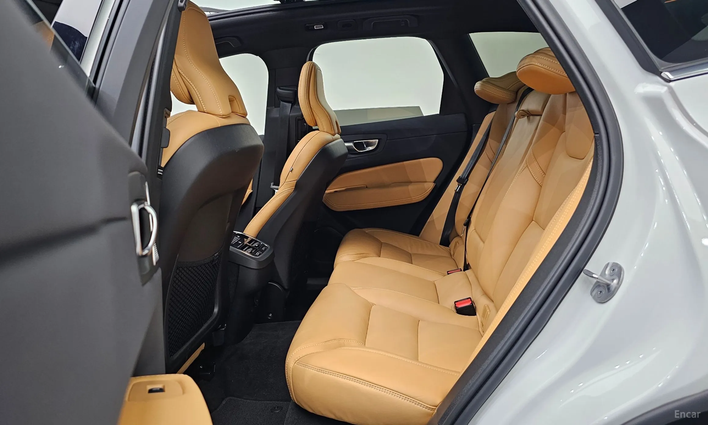 Volvo XC60 Gen 2 превью 12