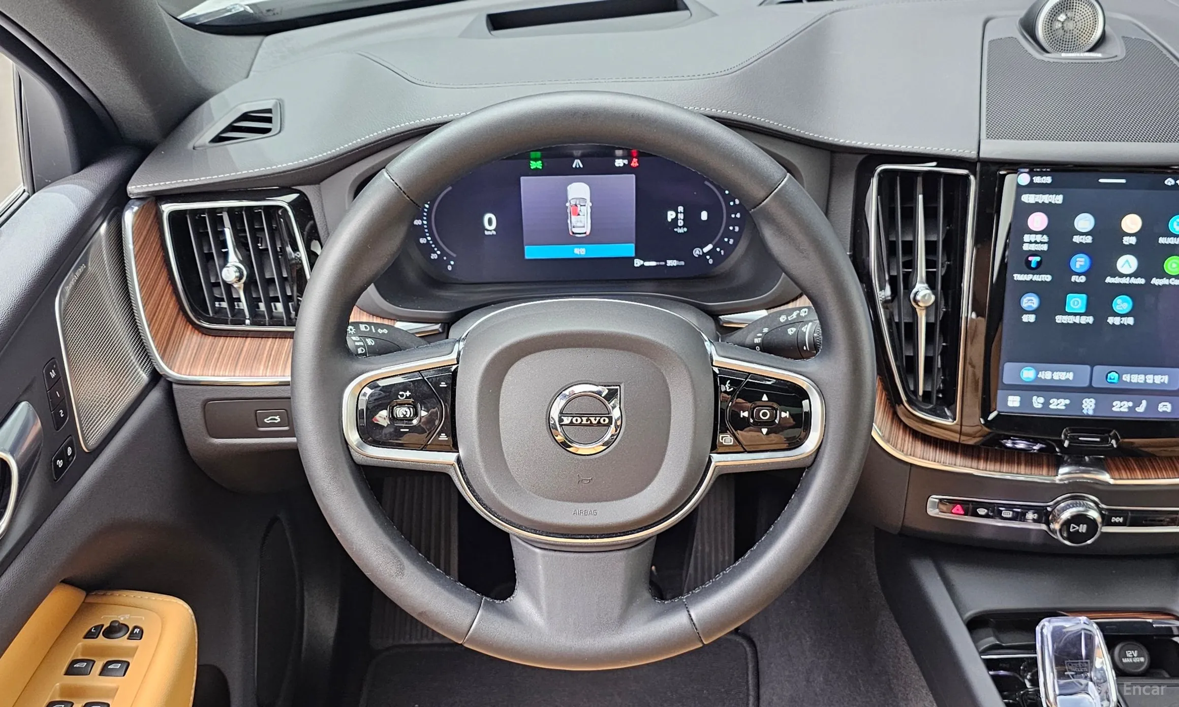 Volvo XC60 Gen 2 превью 13
