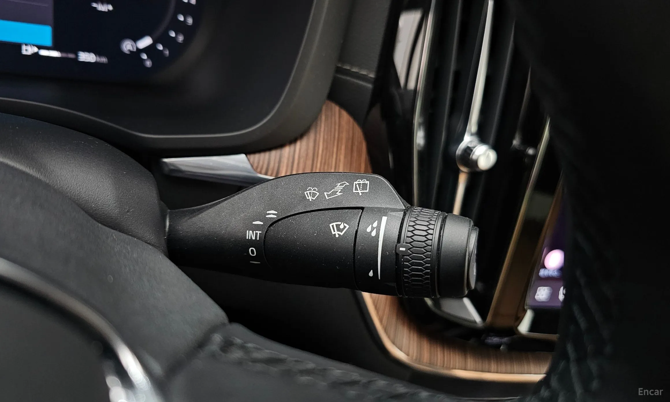 Volvo XC60 Gen 2 превью 18