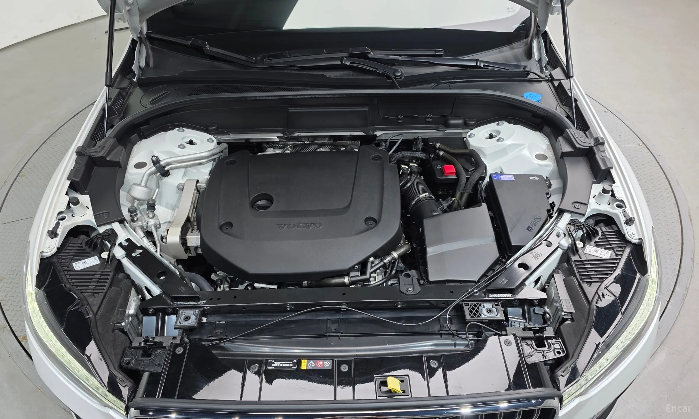Volvo XC60 Gen 2 превью 6