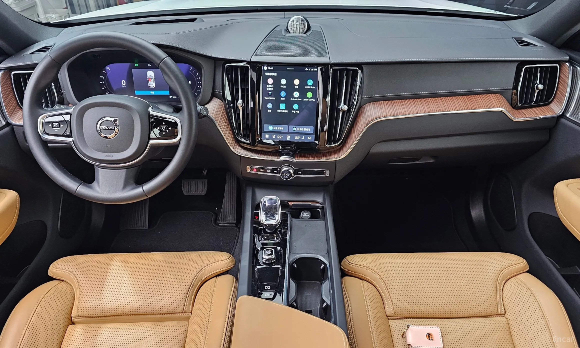 Volvo XC60 Gen 2 превью 7