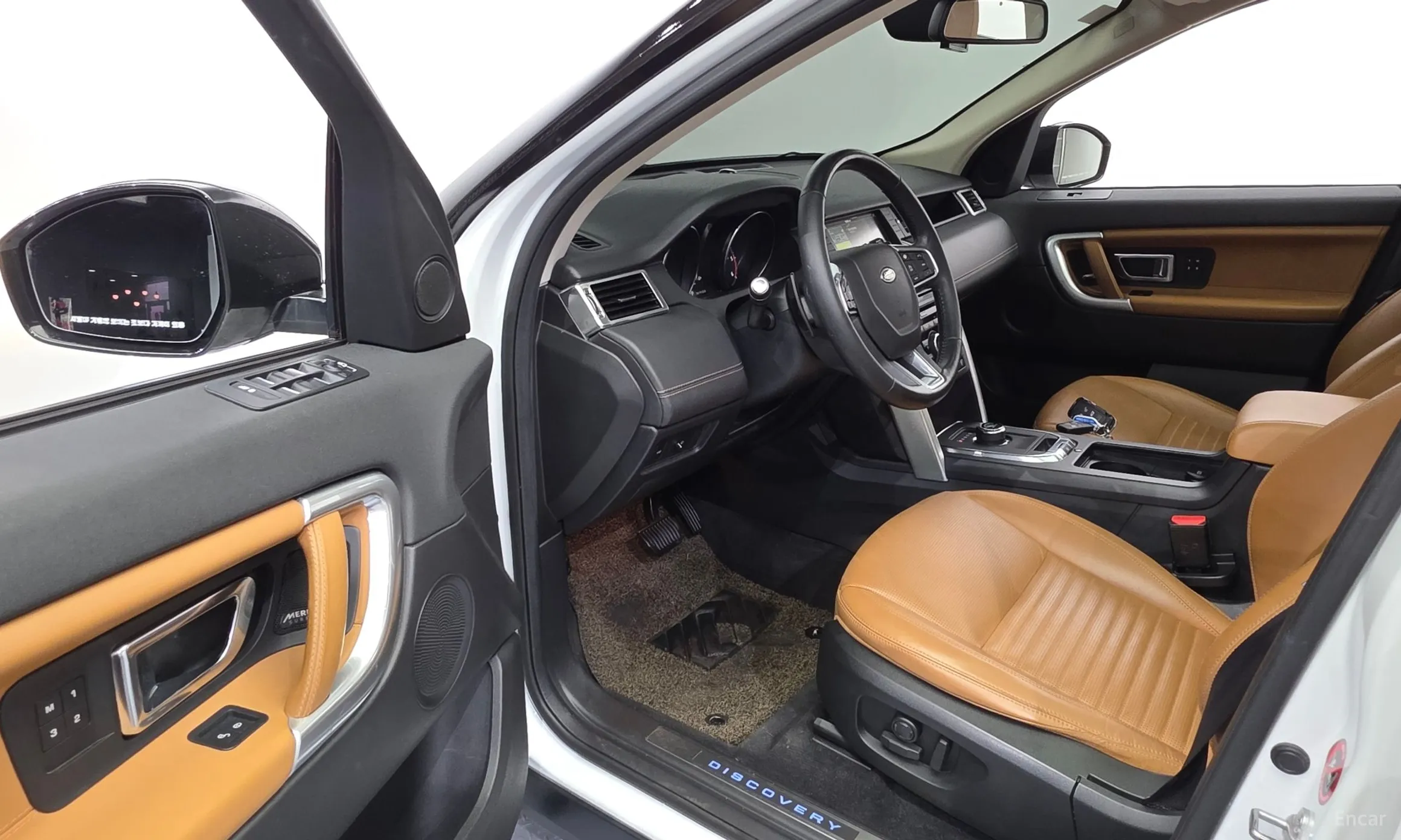 Land Rover Discovery Sports превью 10