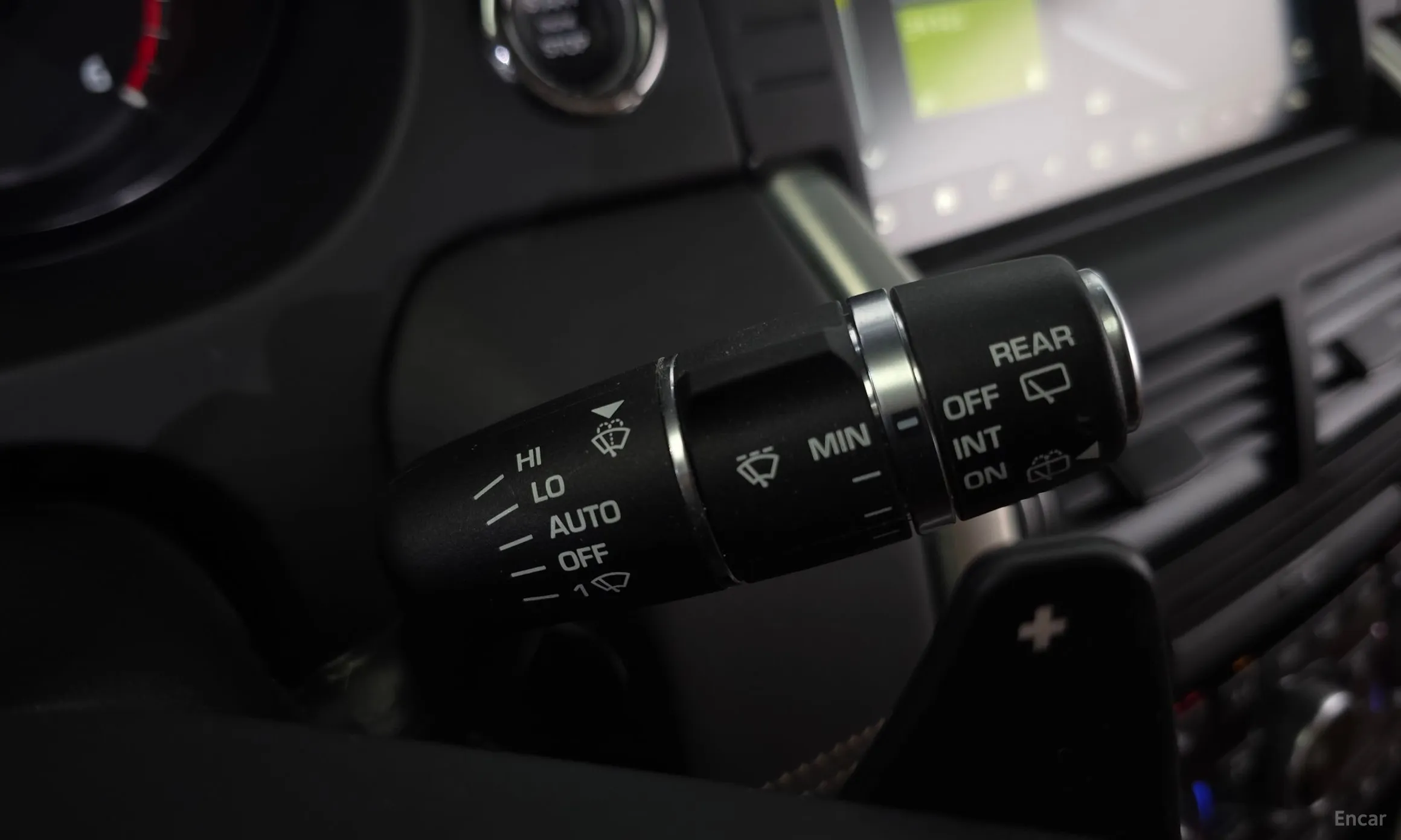 Land Rover Discovery Sports превью 20