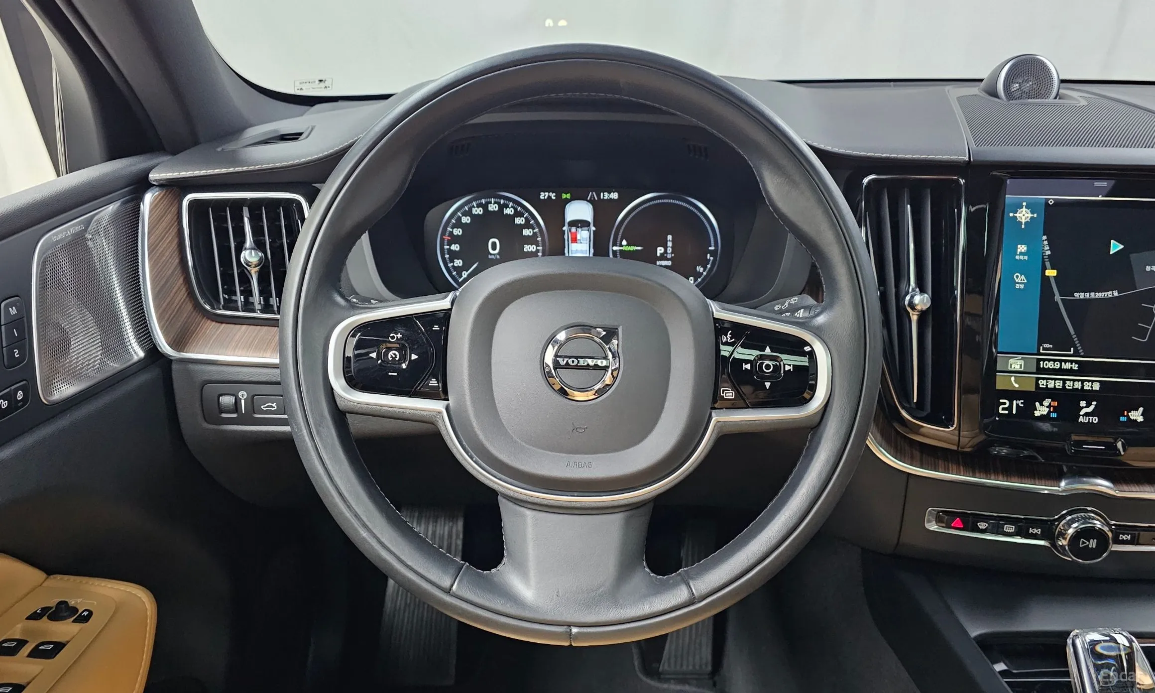 Volvo XC60 Gen 2 превью 13