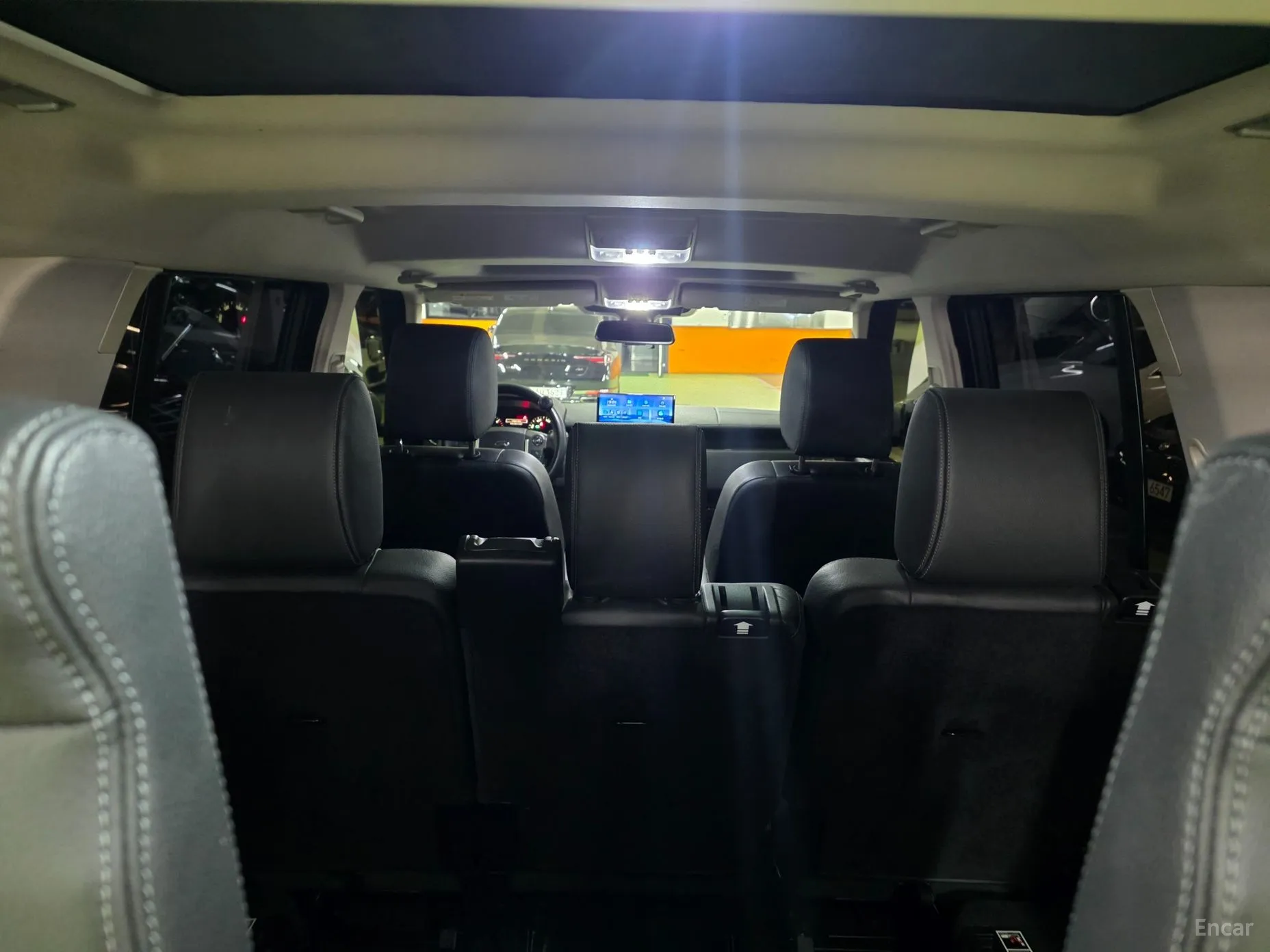 Land Rover Discovery 4 превью 14