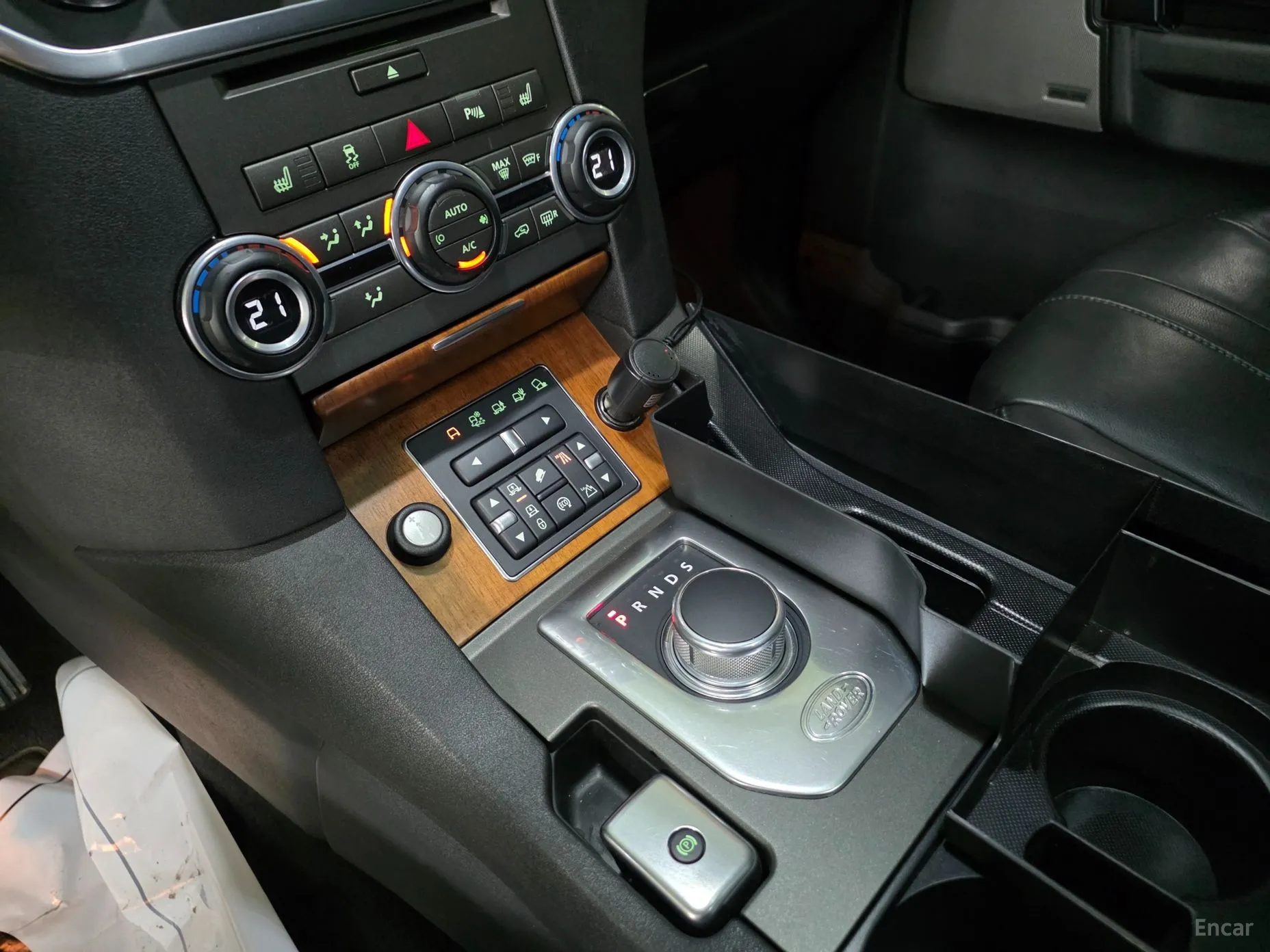Land Rover Discovery 4 превью 18