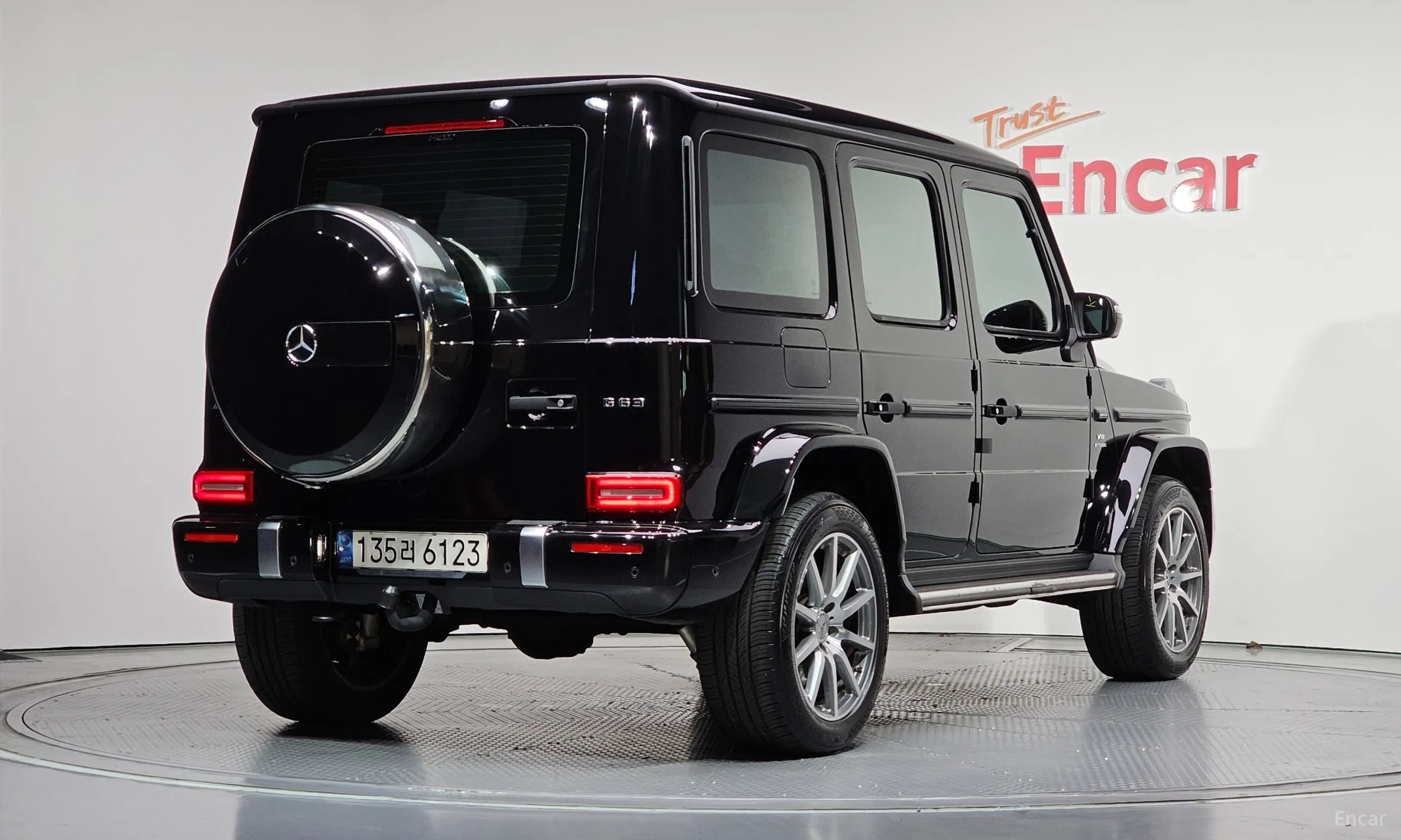 Mercedes Benz G-Class W463b