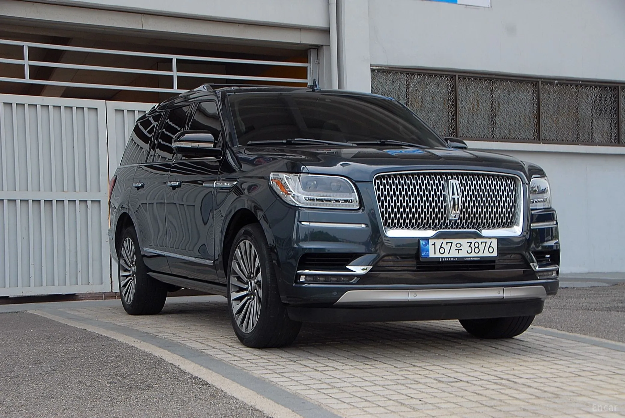 Lincoln Navigator 4th generation превью 4