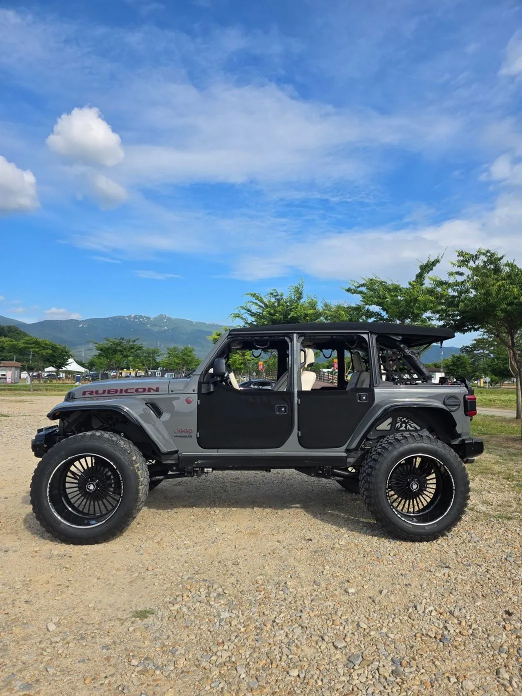Jeep Wrangler (JL) превью 14