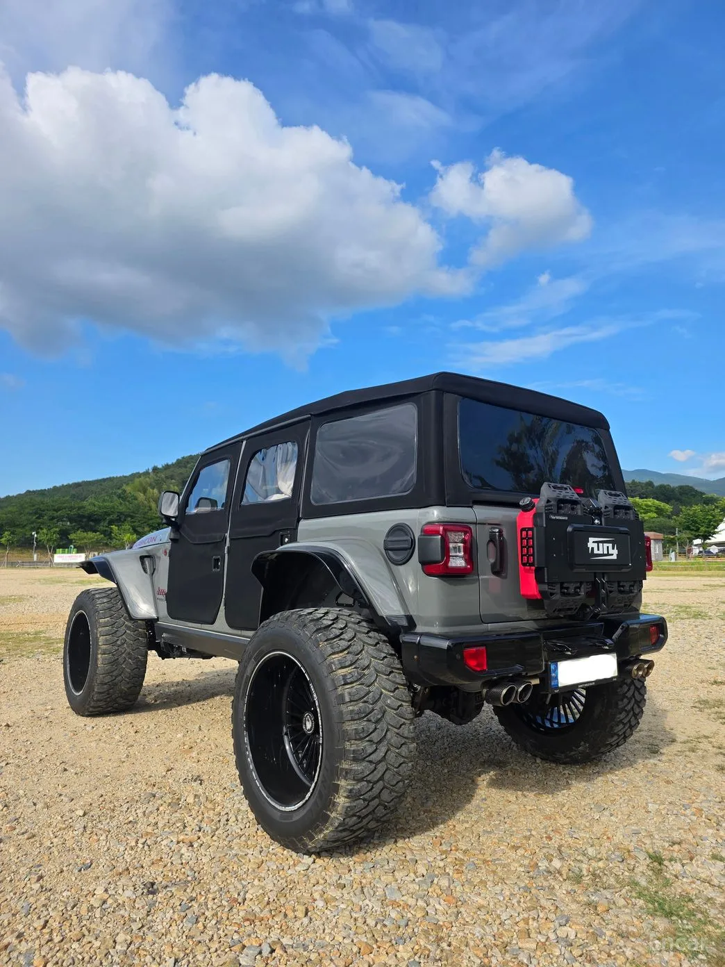 Jeep Wrangler (JL)