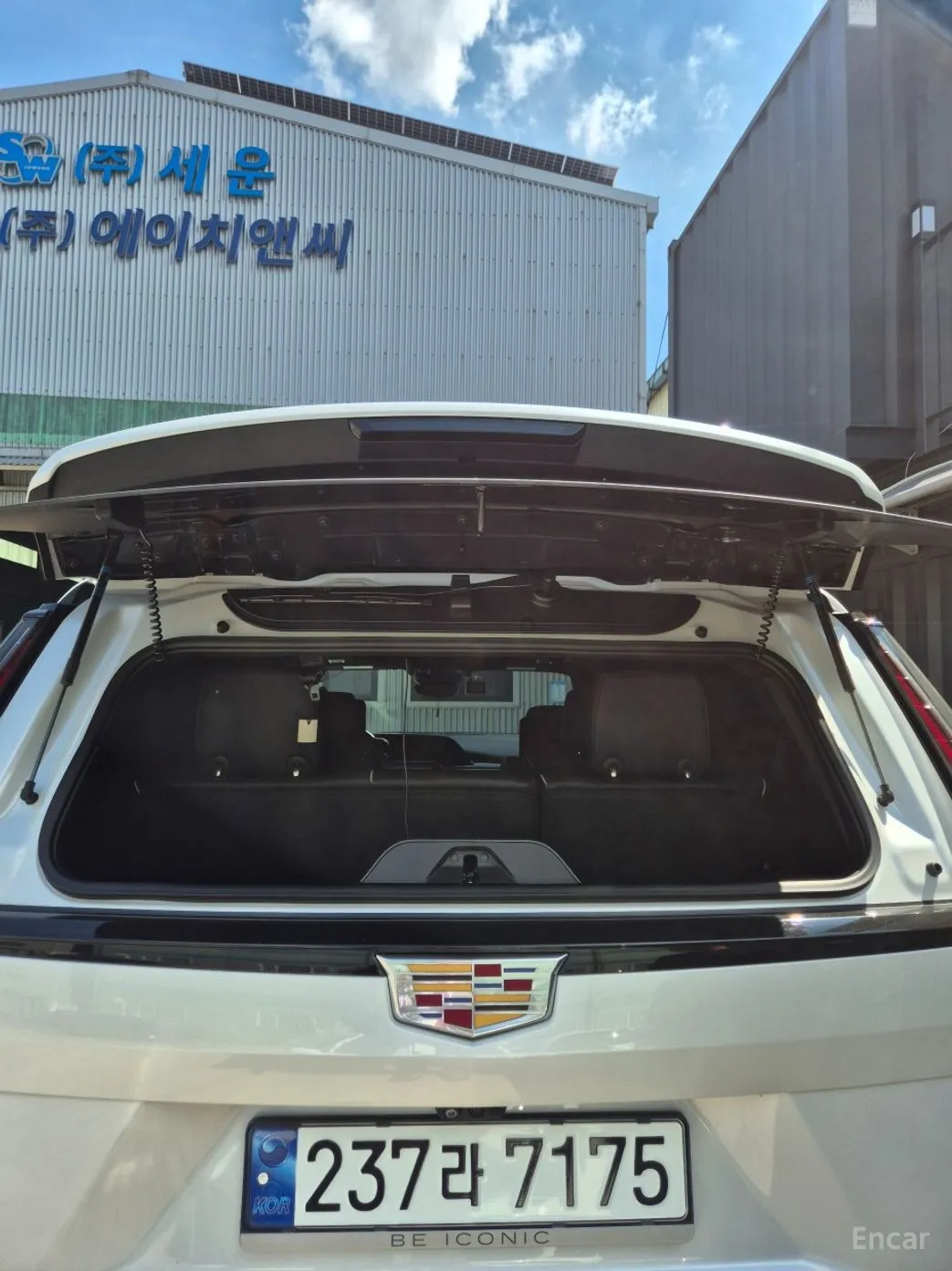 Cadillac Escalade 5th Generation превью 14