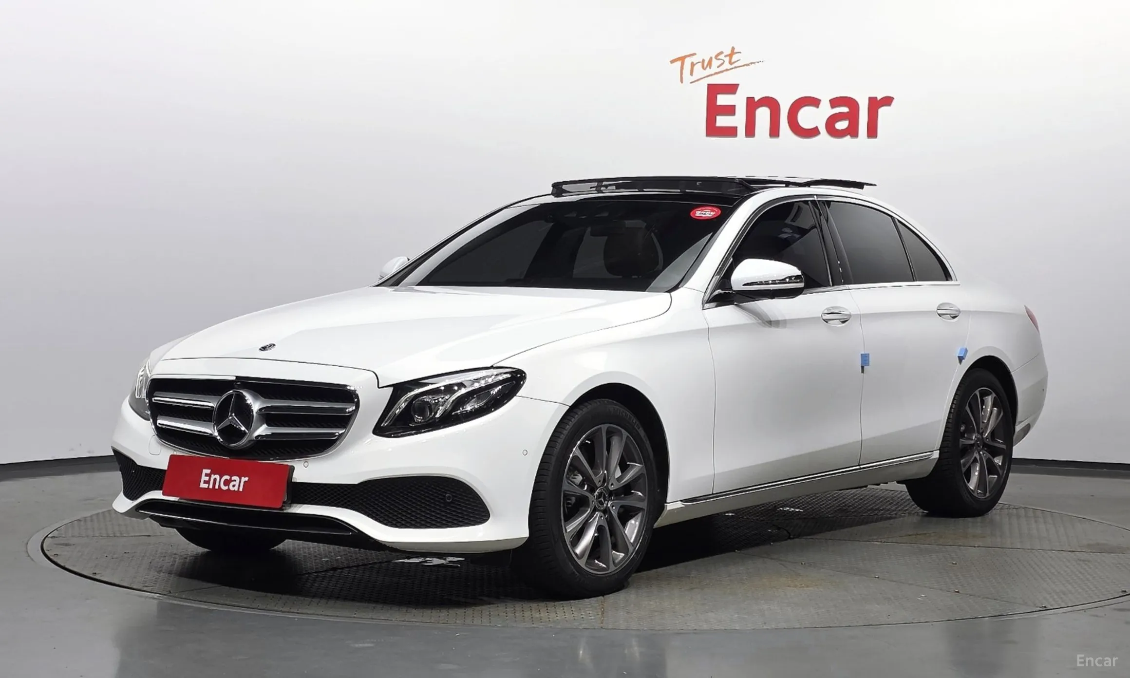 Mercedes Benz E-Class W213