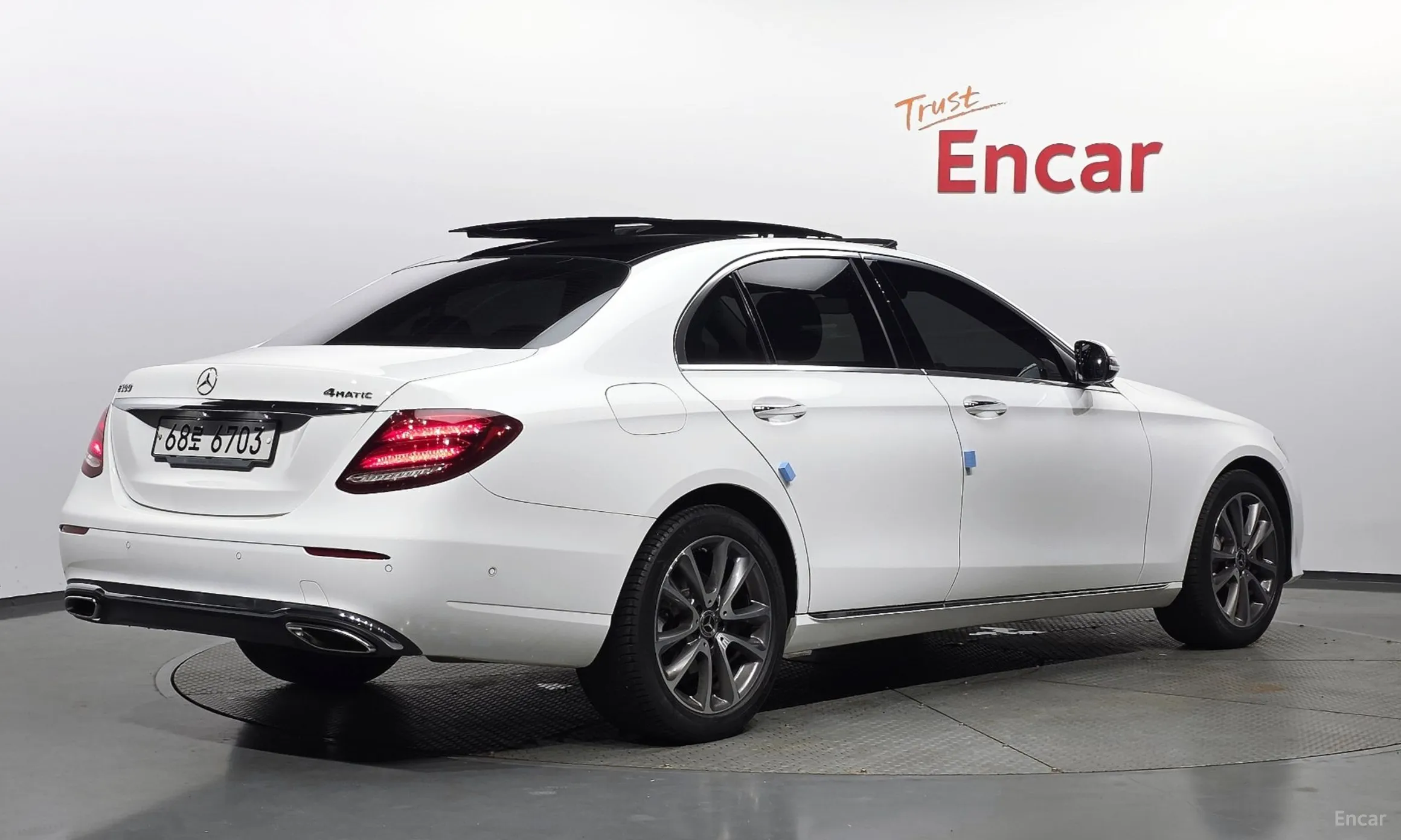 Mercedes Benz E-Class W213