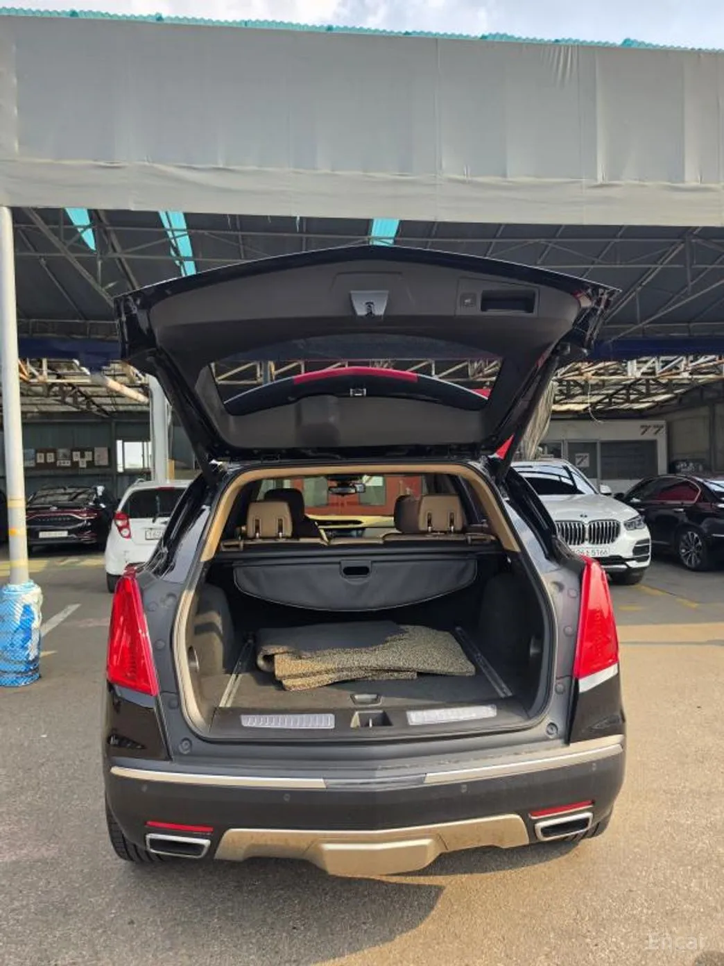 Cadillac XT5 превью 6