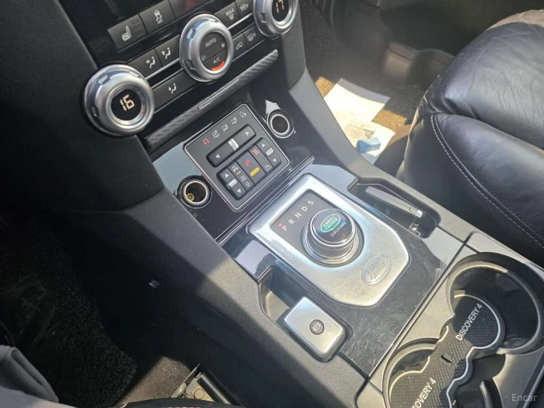 Land Rover Discovery 4 превью 11