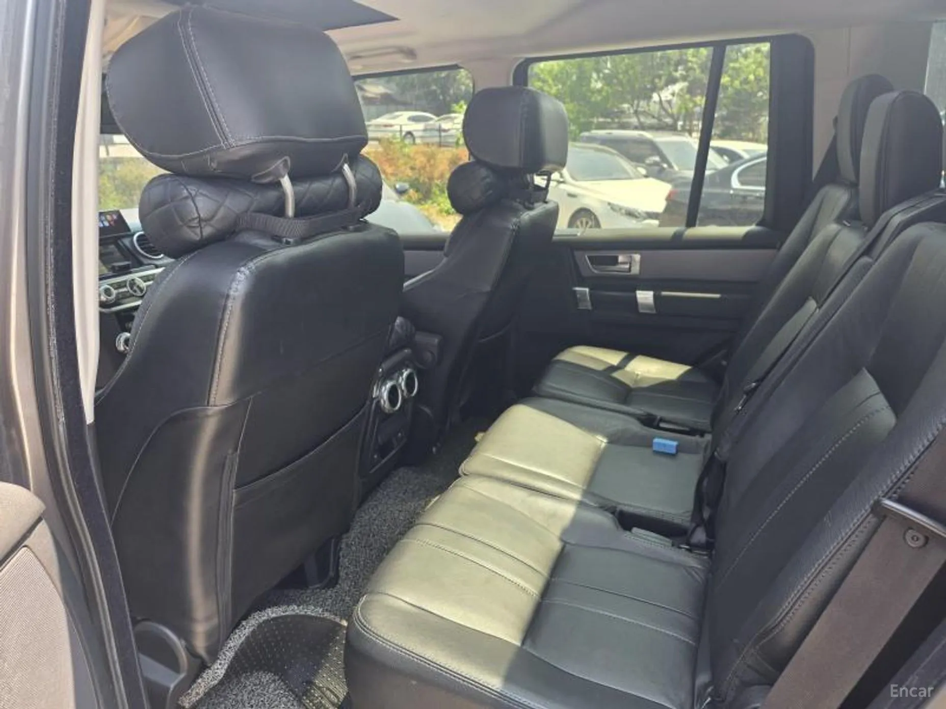 Land Rover Discovery 4 превью 13