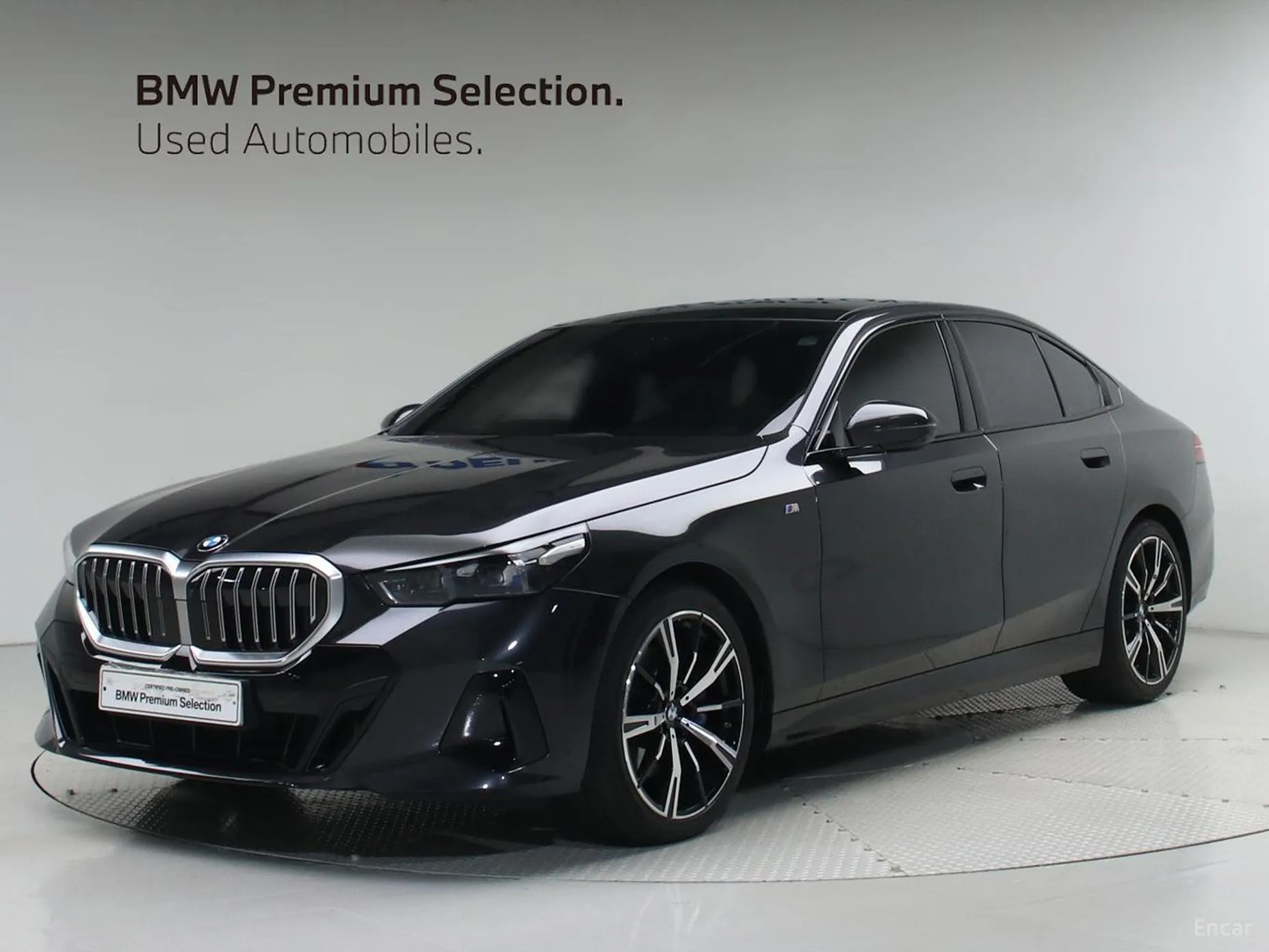 BMW 5 Series (G60)