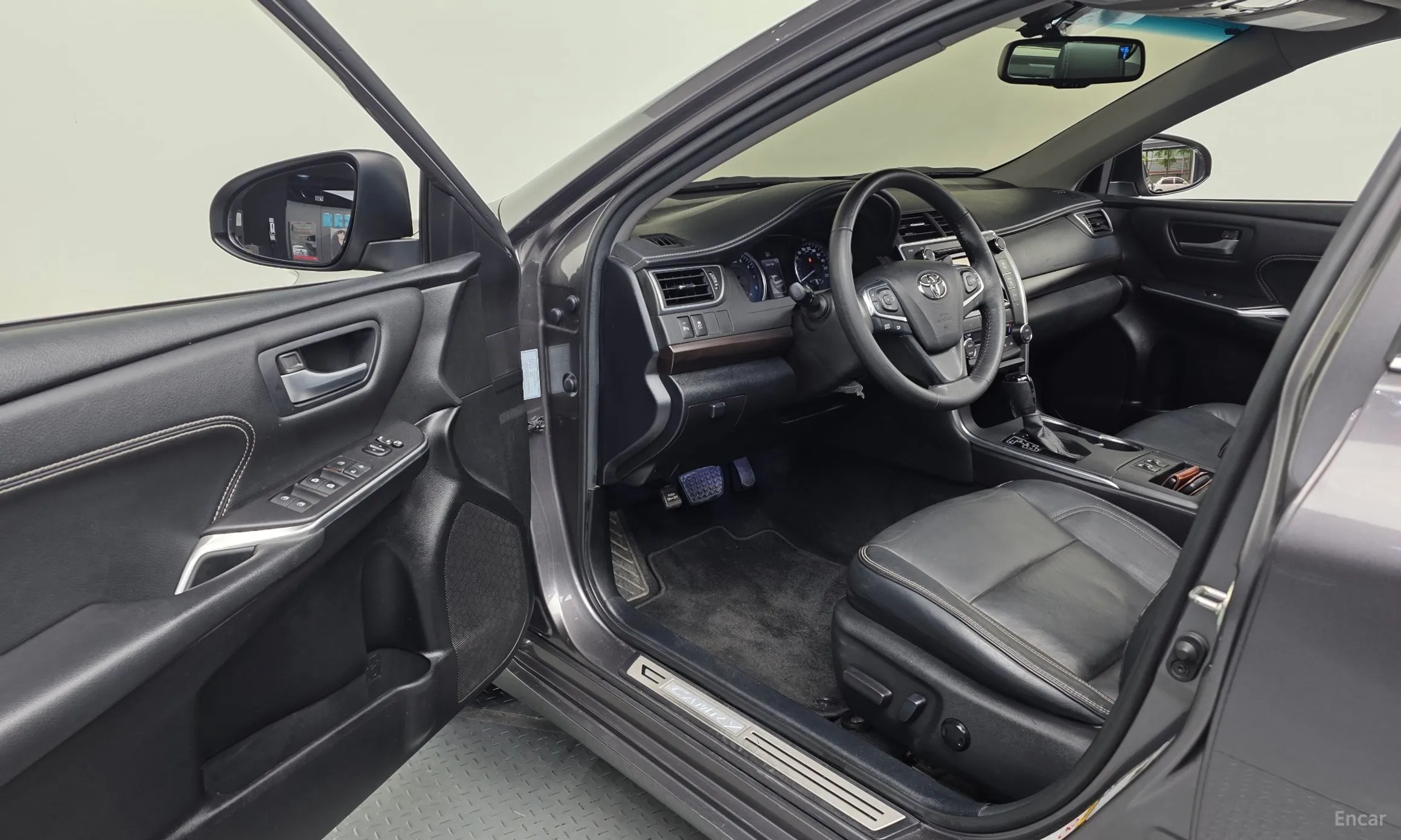 Toyota New Camry превью 10