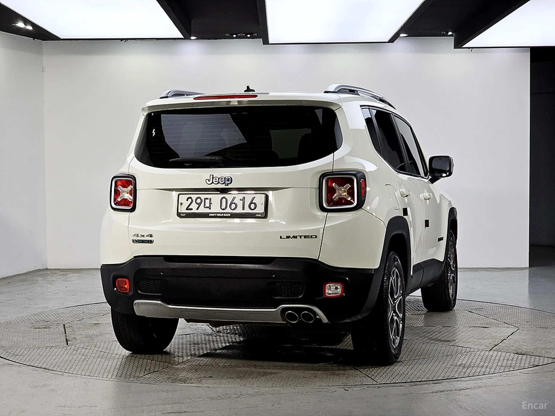 Jeep Renegade превью 3