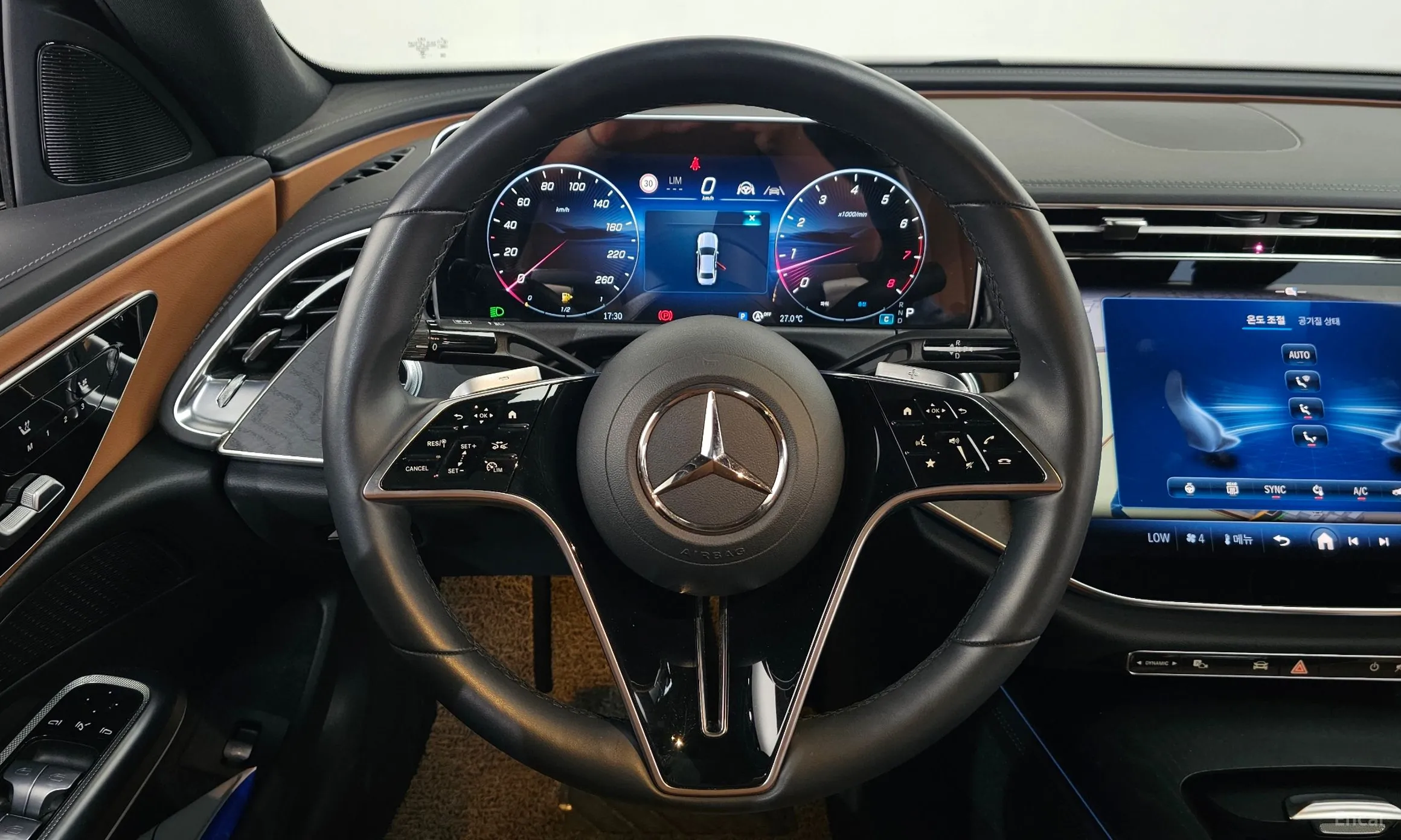 Mercedes Benz E-Class W214 превью 13