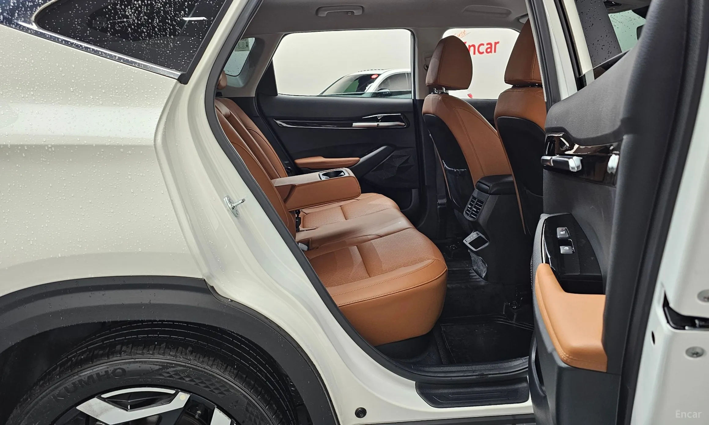 Kia Seltos превью 11