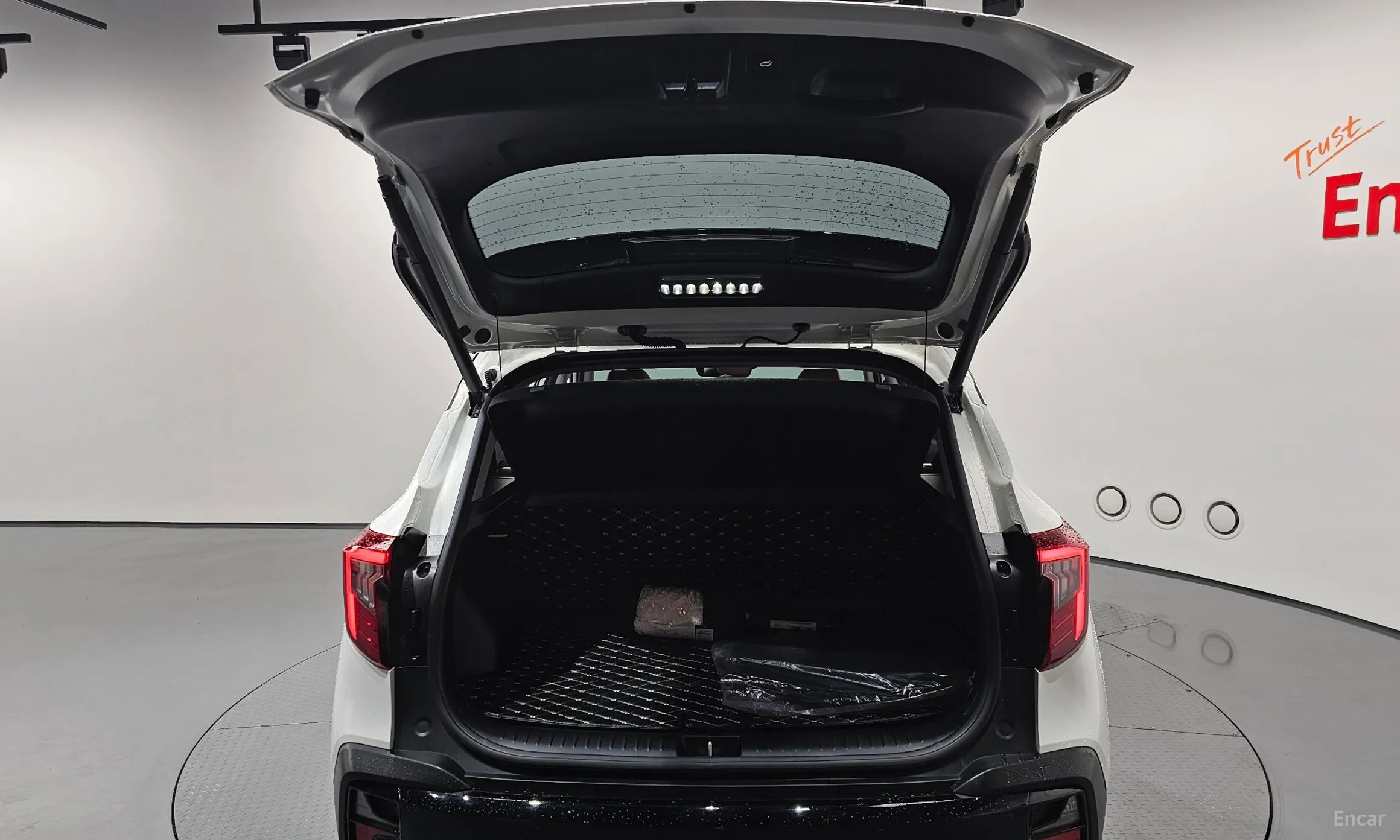 Kia Seltos превью 20