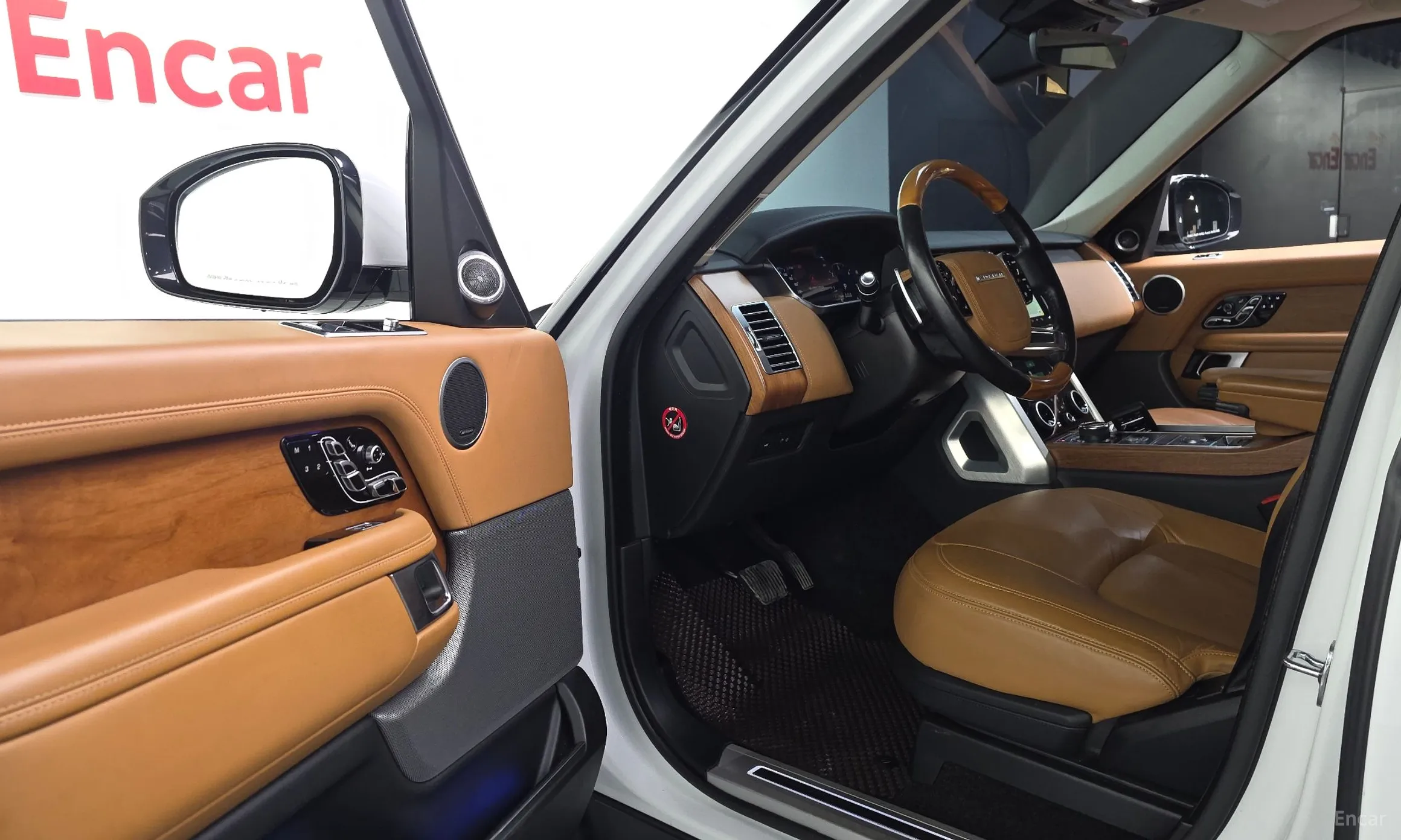 Land Rover Range Rover 4th Generation превью 10