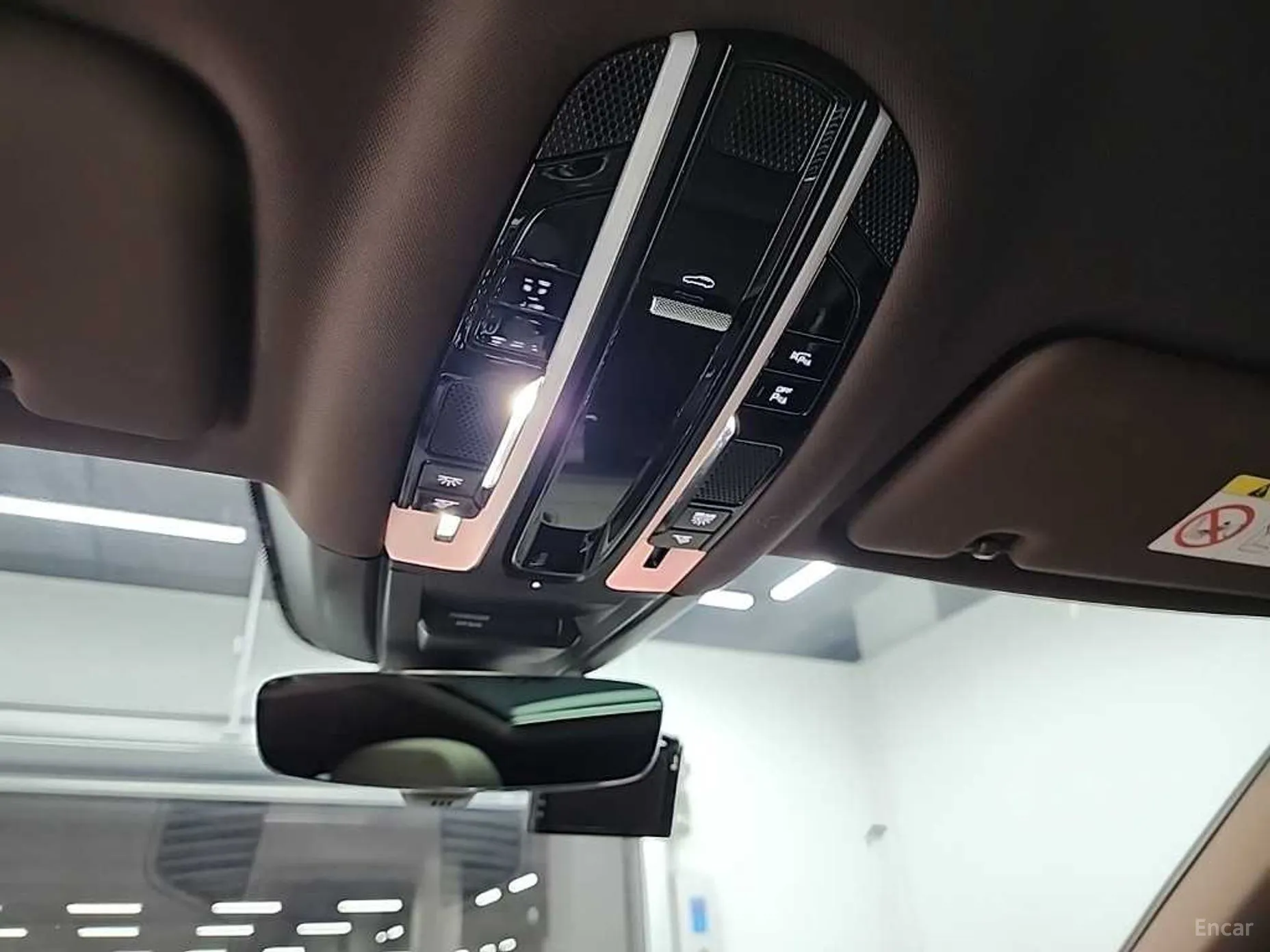 Porsche Cayenne (PO536) превью 18