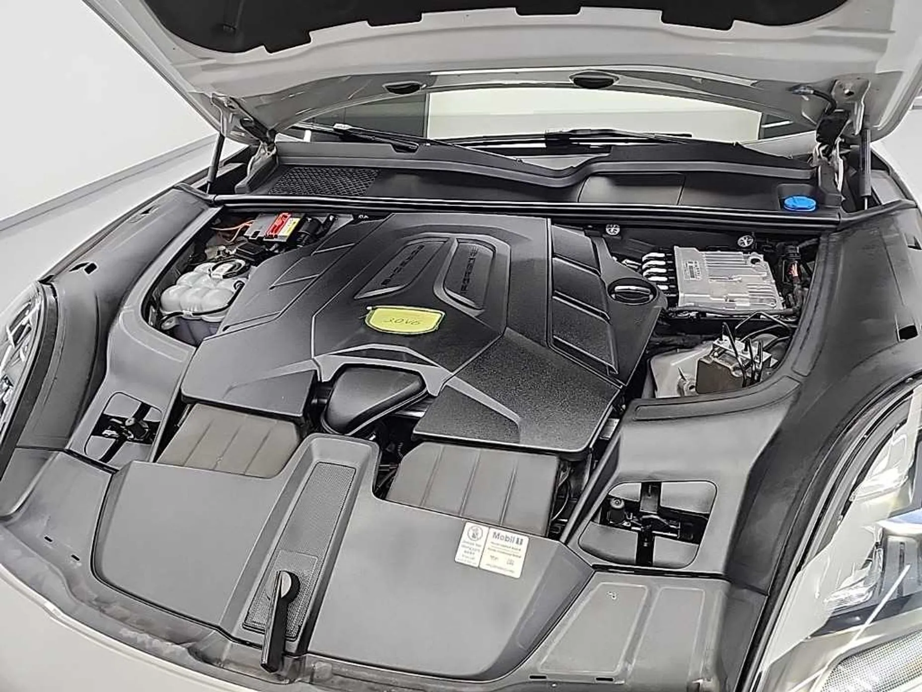 Porsche Cayenne (PO536) превью 6