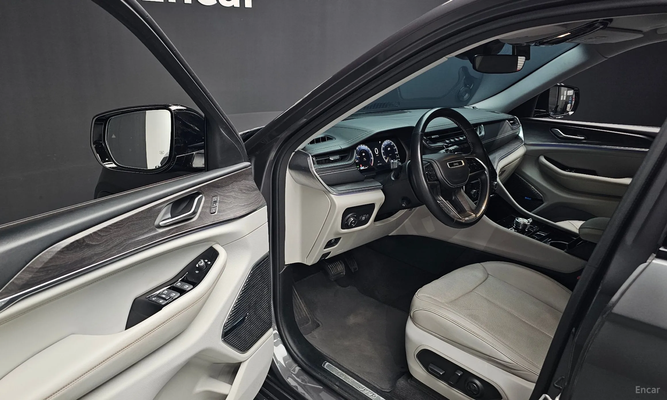 Jeep Grand Cherokee (WL) превью 11