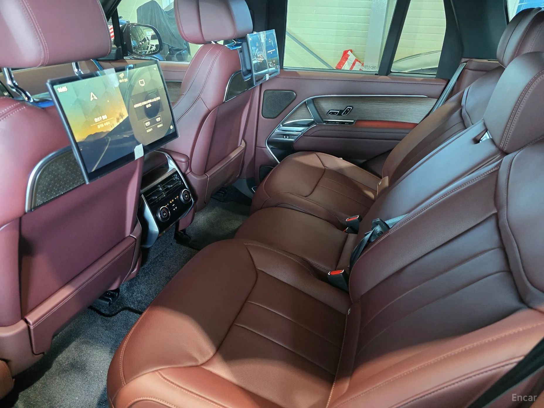 Land Rover Range Rover 5th Generation превью 12