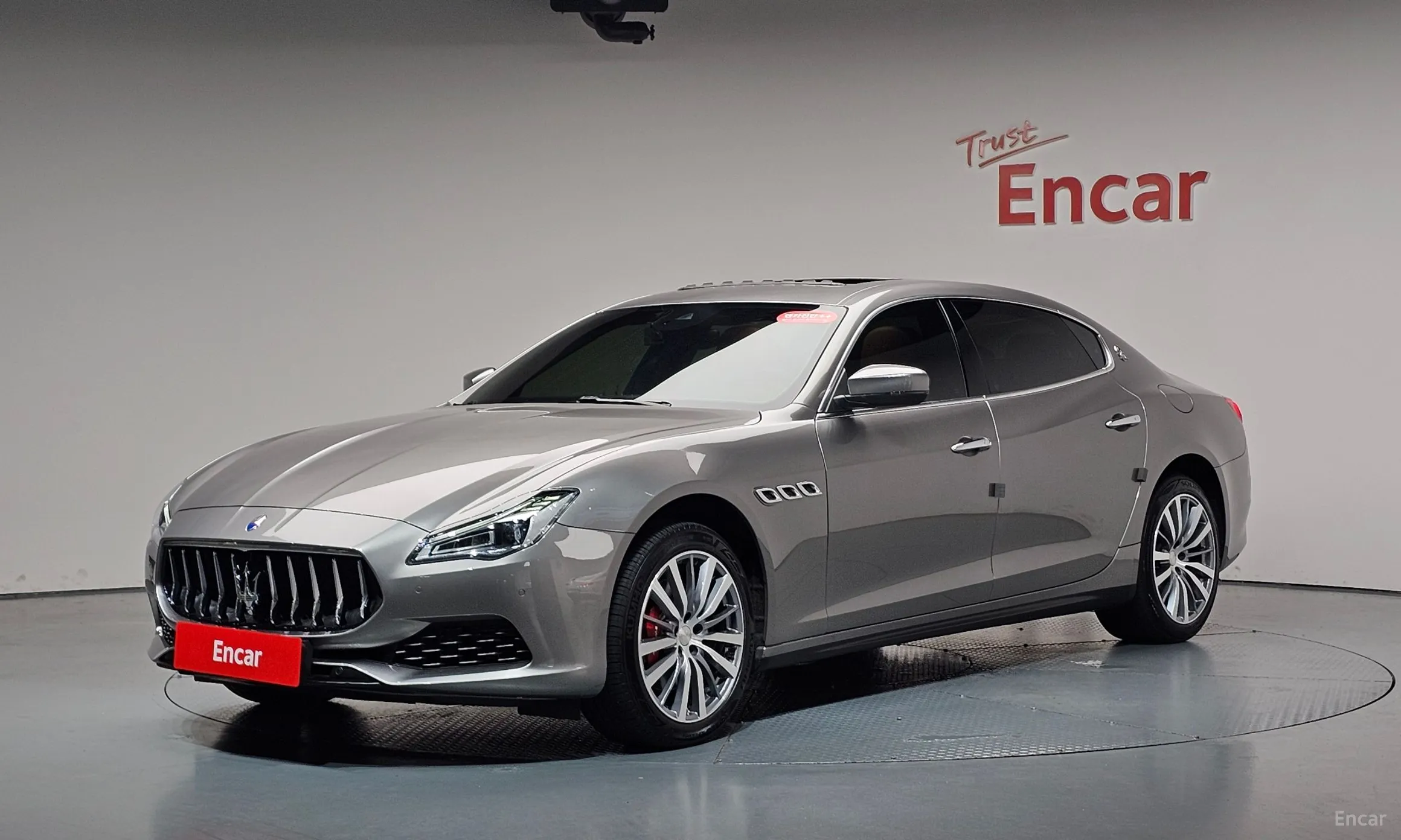 Maserati Quattroporte