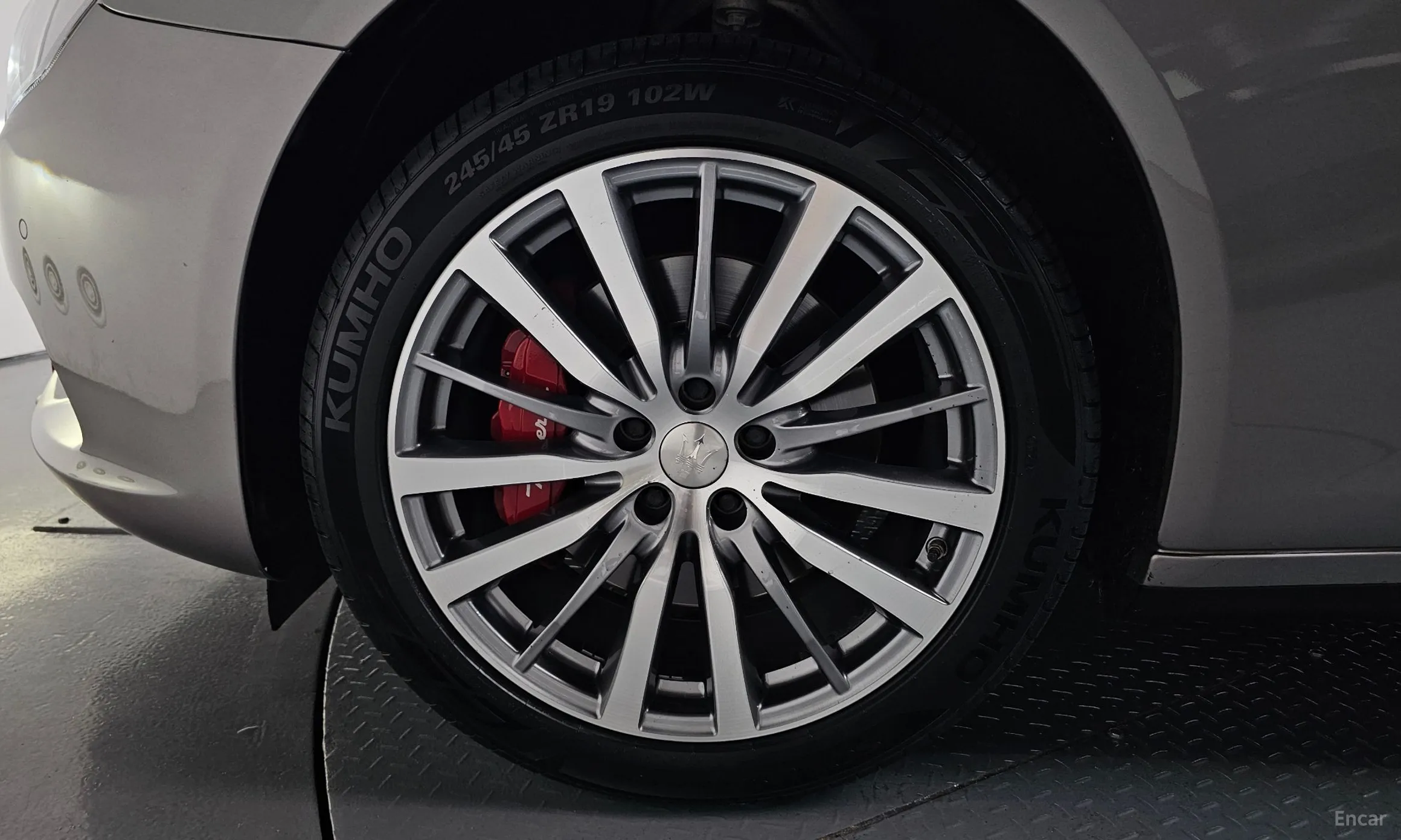 Maserati Quattroporte превью 5