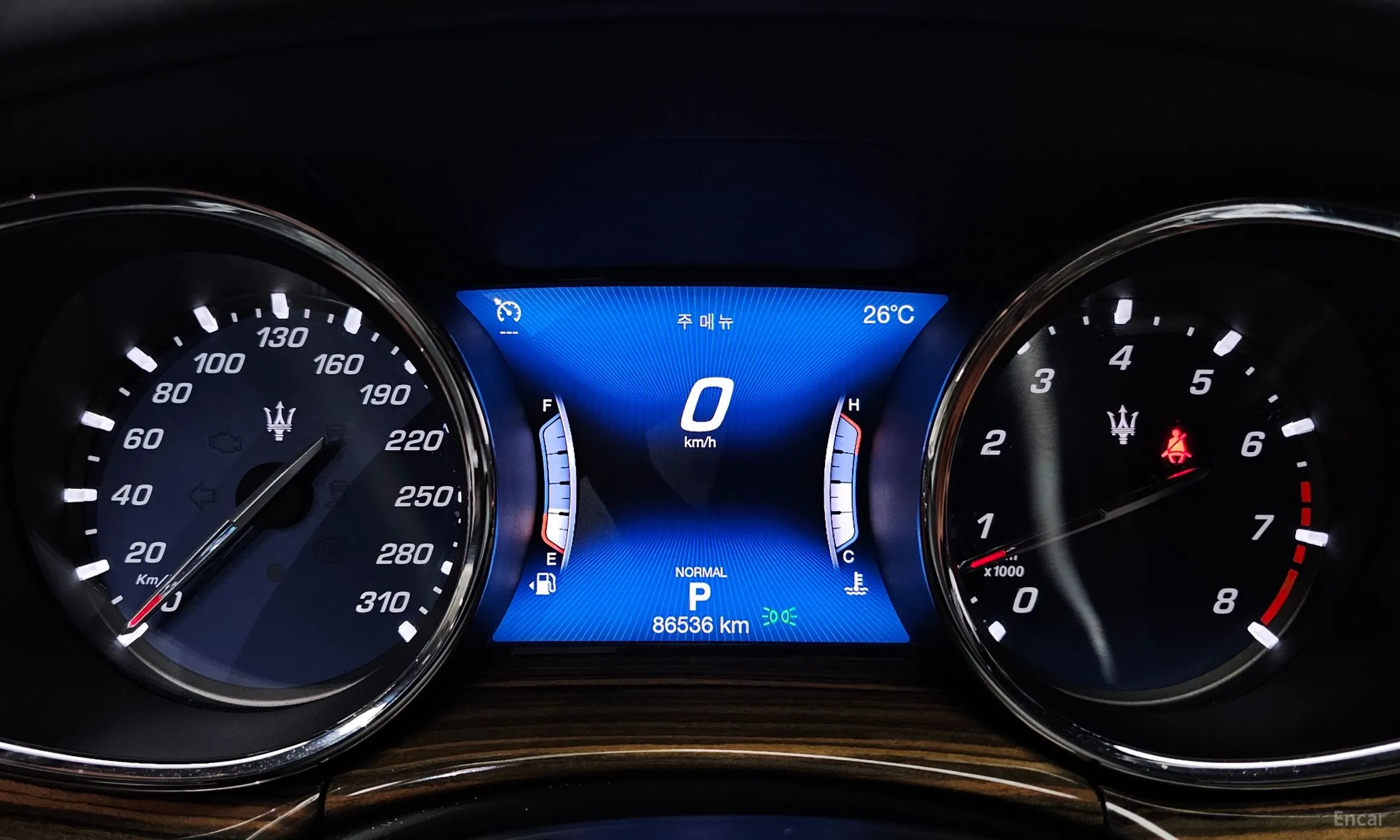 Maserati Quattroporte превью 8