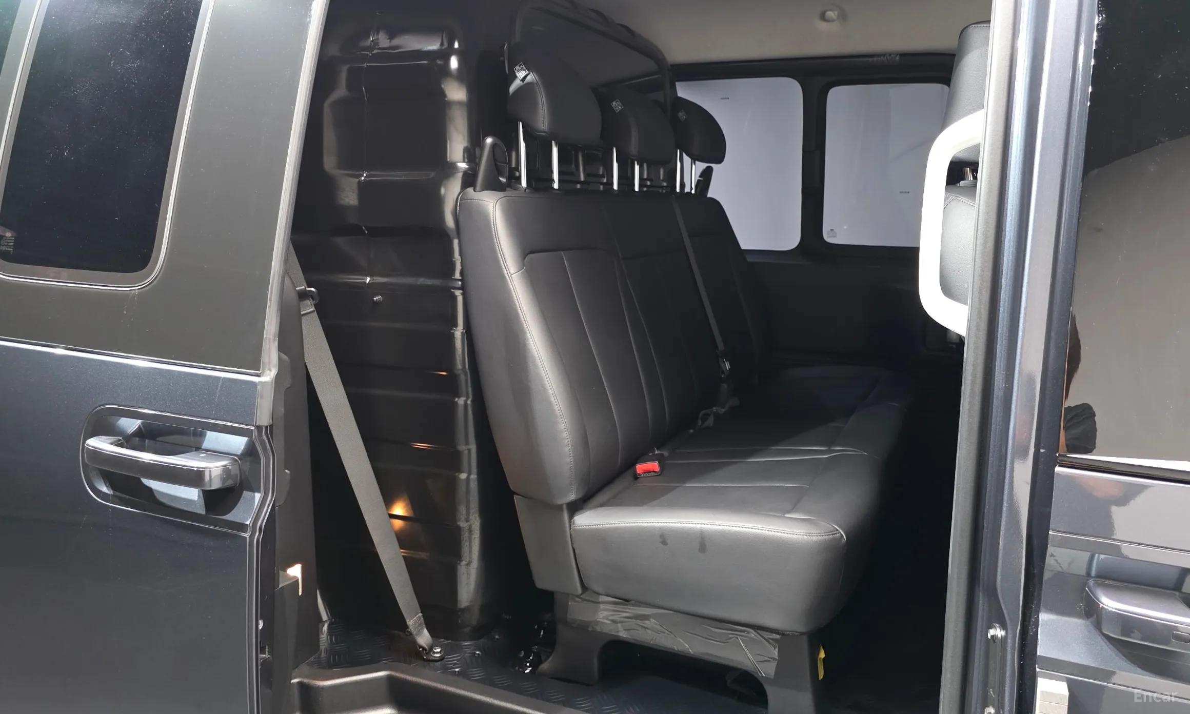Hyundai Staria превью 11