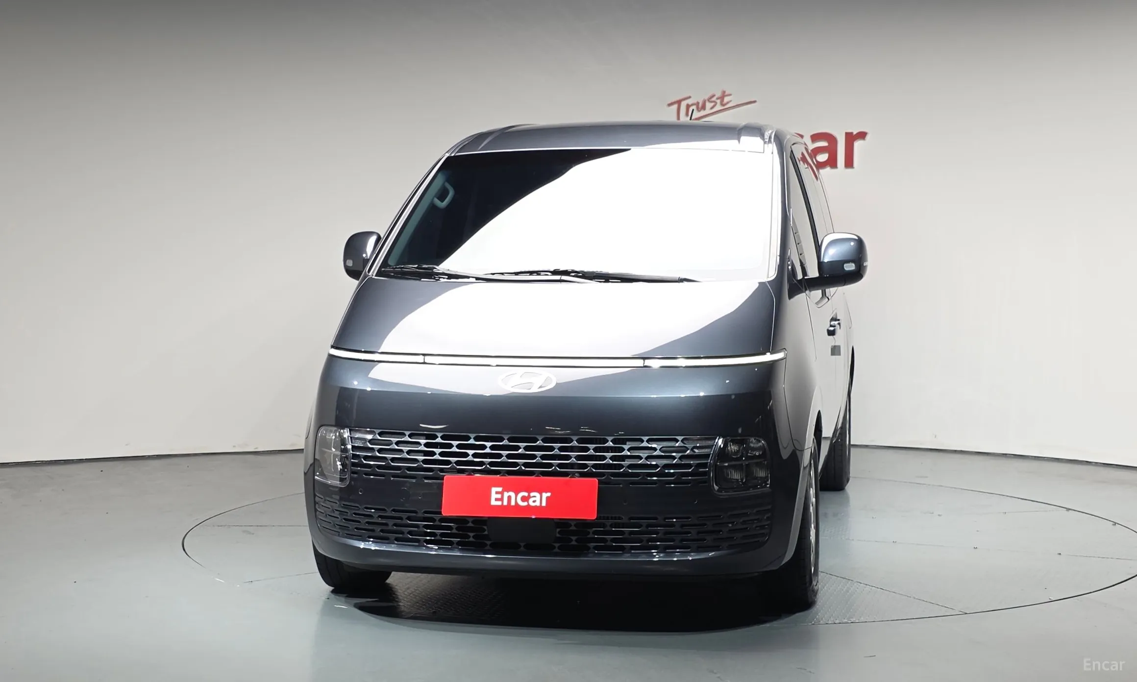 Hyundai Staria превью 3