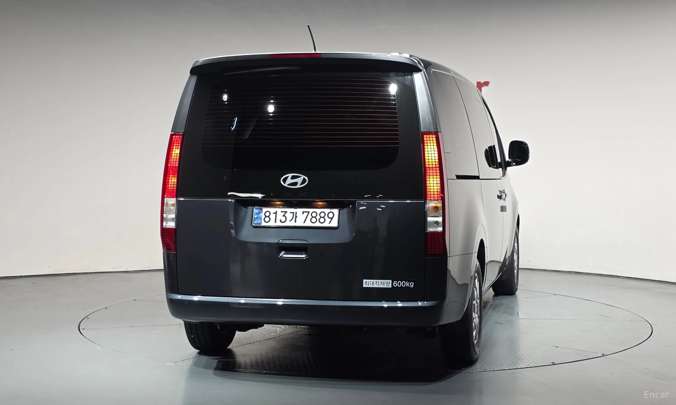 Hyundai Staria превью 4