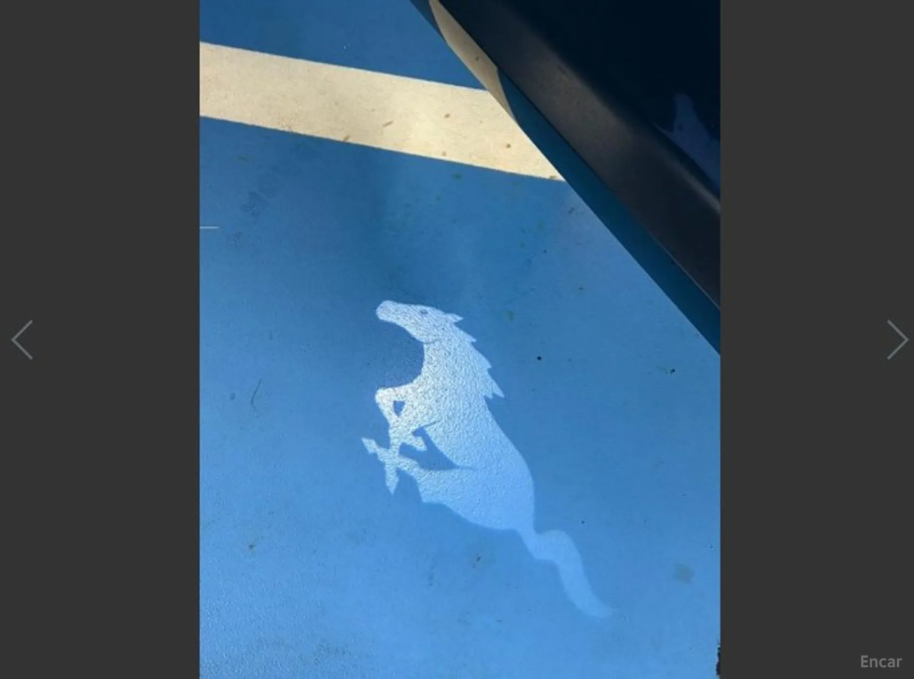 Ford Mustang превью 13
